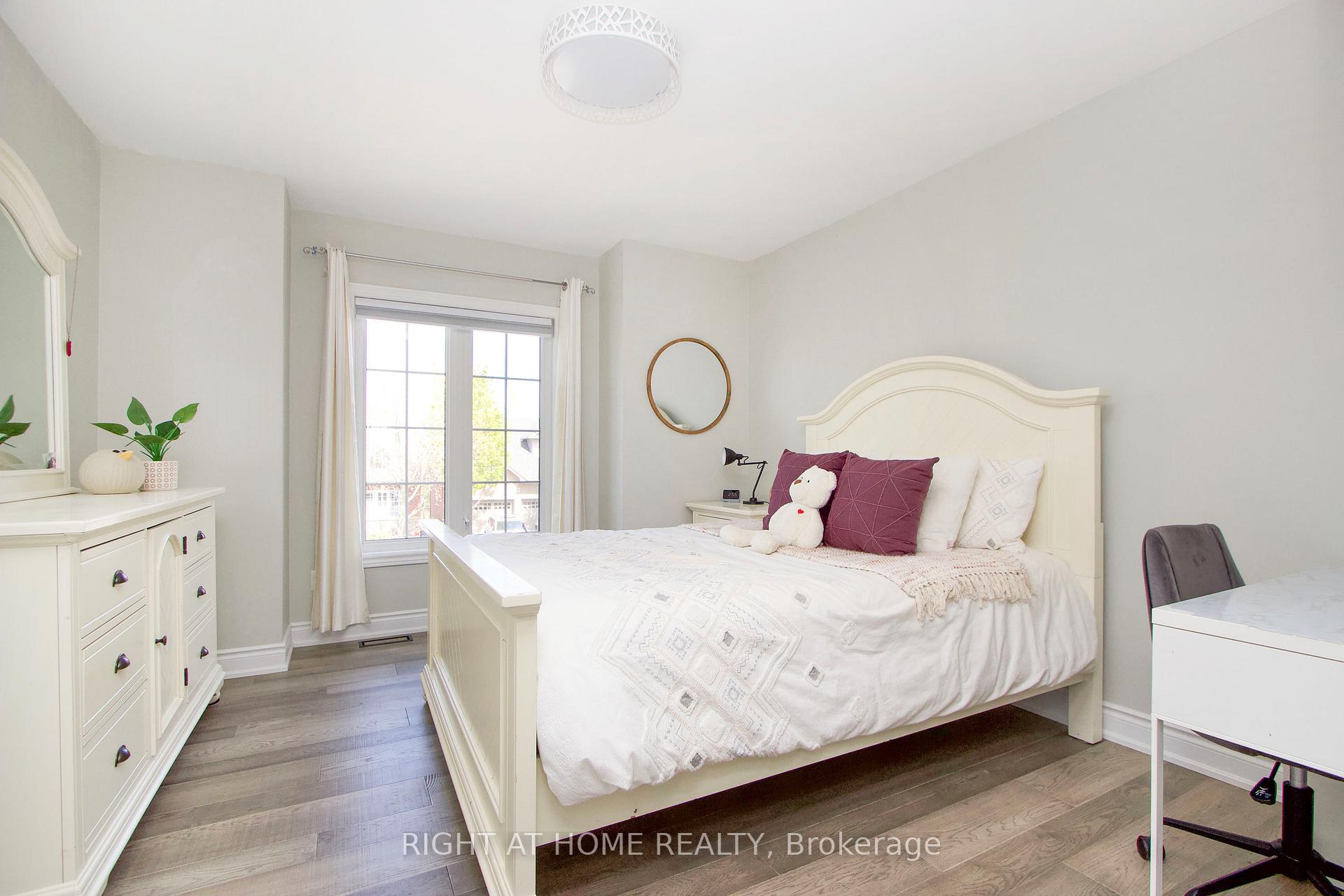 Photo 20 of 931 Barbados Street, Oshawa, Northglen — HOMEH