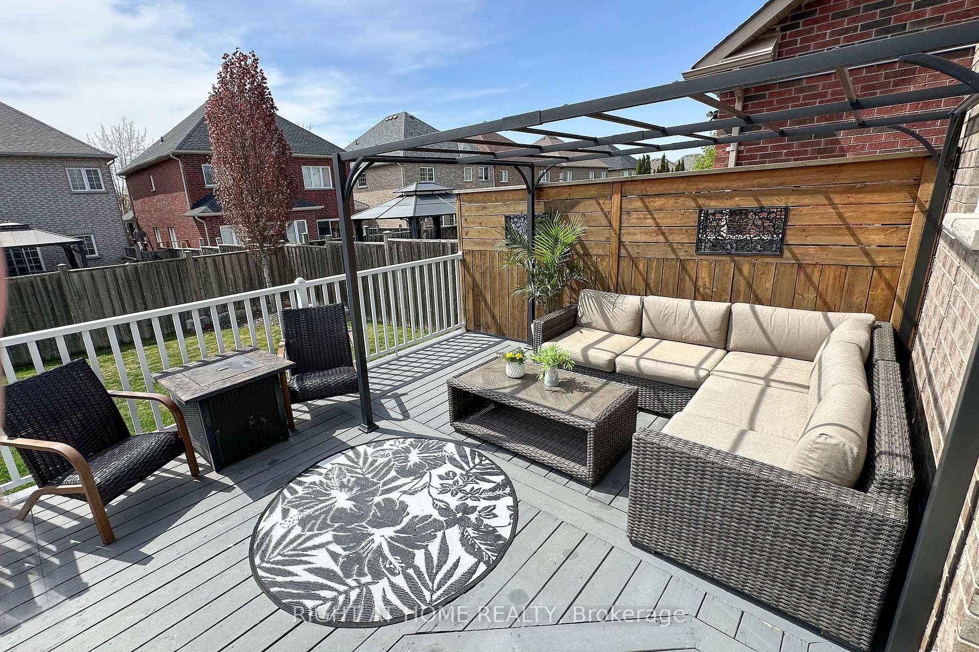 Photo 24 of 931 Barbados Street, Oshawa, Northglen — HOMEH