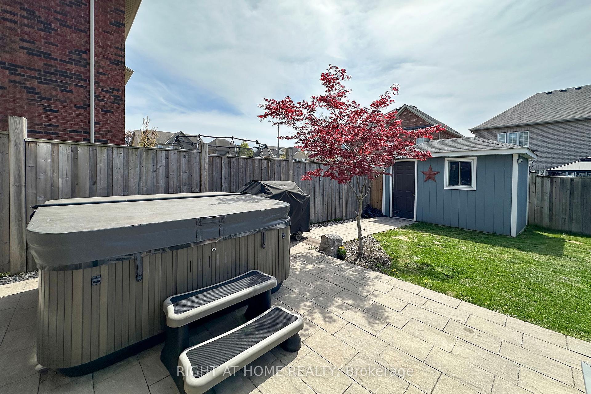 Photo 30 of 931 Barbados Street, Oshawa, Northglen — HOMEH