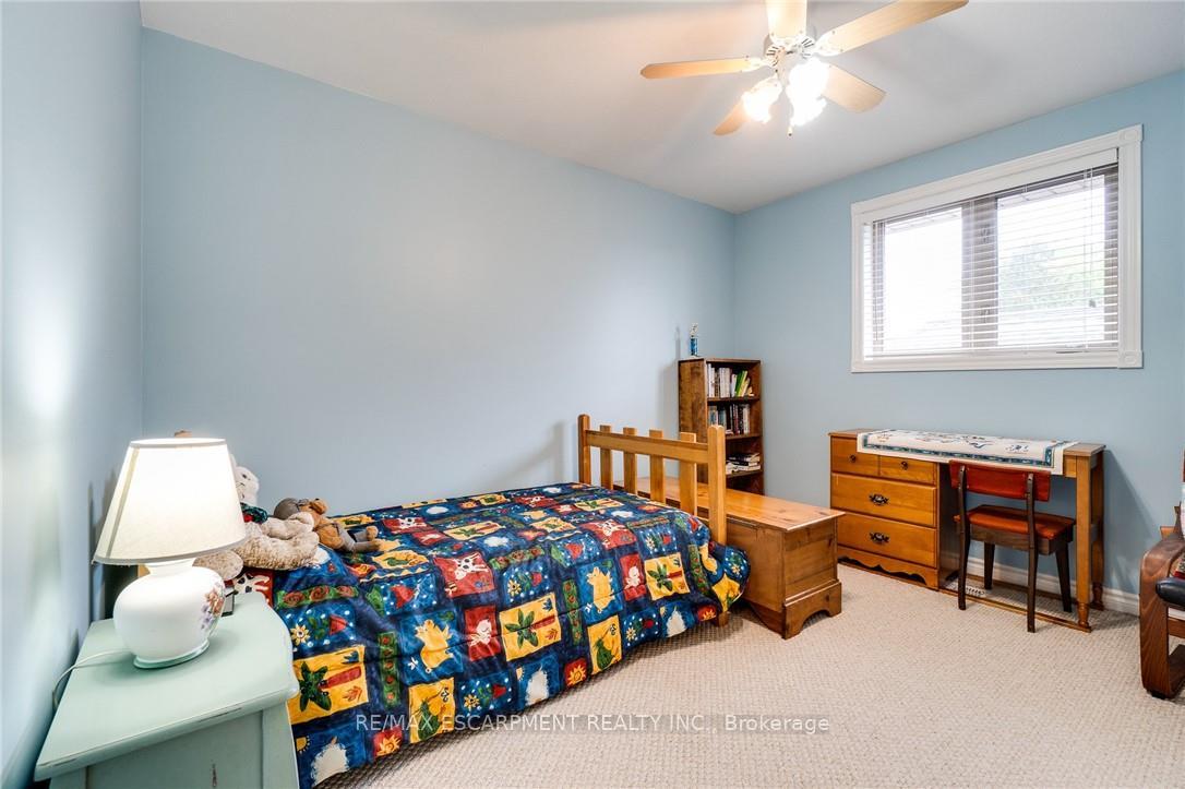 Photo 26 of 10 Grassyplain Drive, Hamilton, Mount Hope — HOMEH