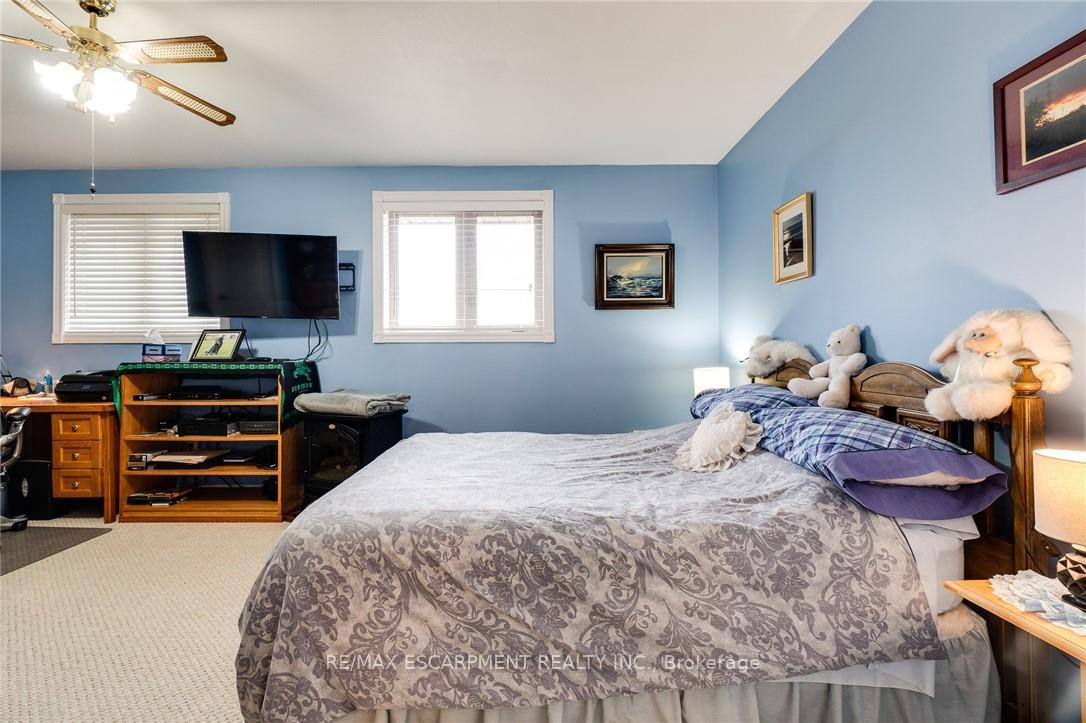 Photo 27 of 10 Grassyplain Drive, Hamilton, Mount Hope — HOMEH