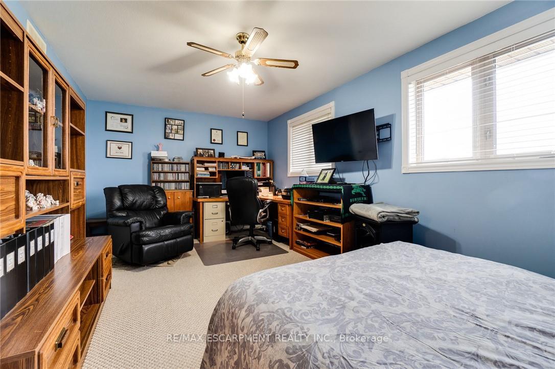 Photo 46 of 10 Grassyplain Drive, Hamilton, Mount Hope — HOMEH