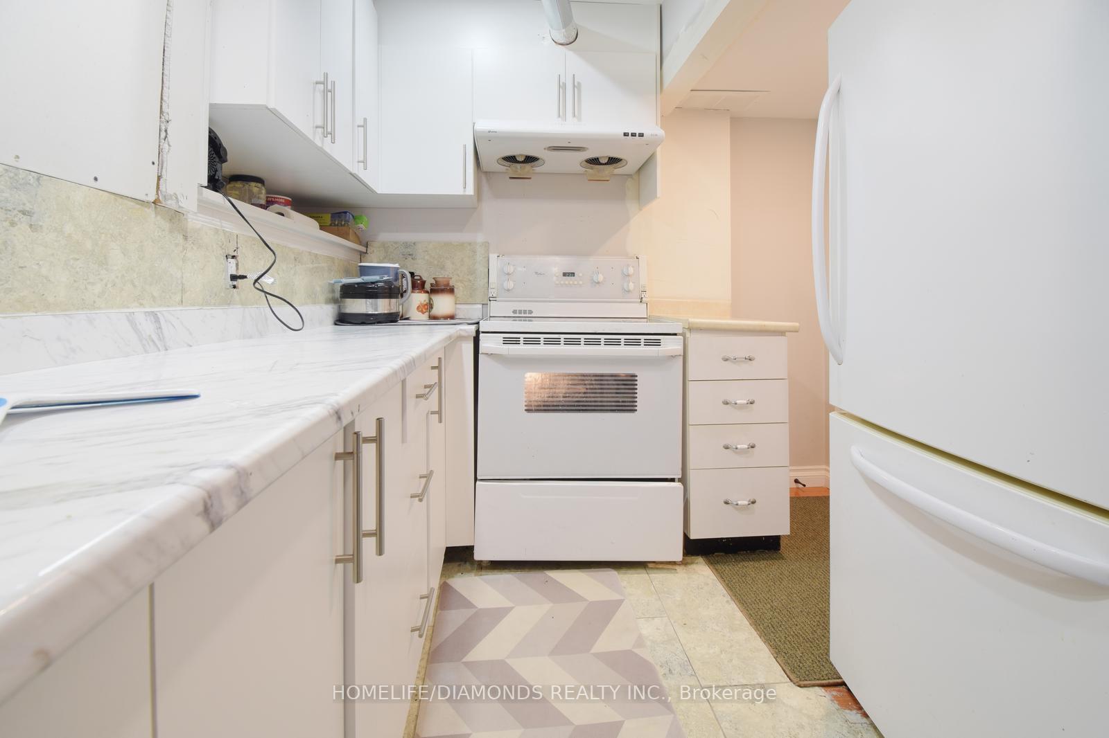 Photo 25 of 85 Springview Drive, Brampton, Brampton West — HOMEH