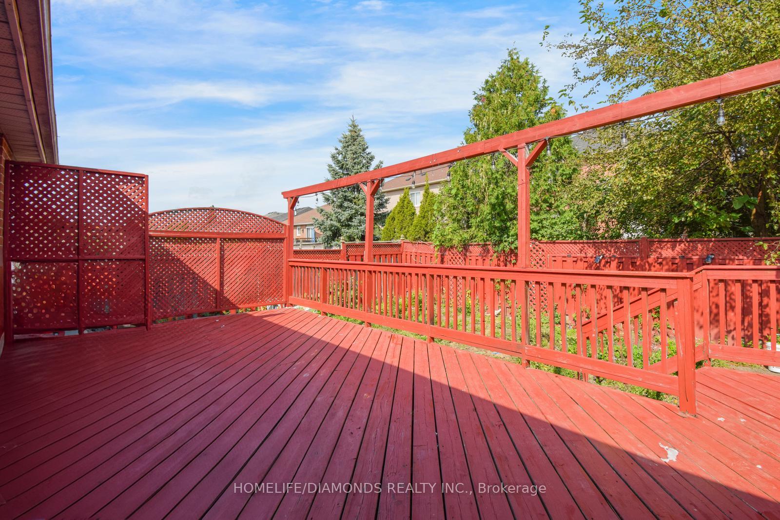 Photo 37 of 85 Springview Drive, Brampton, Brampton West — HOMEH