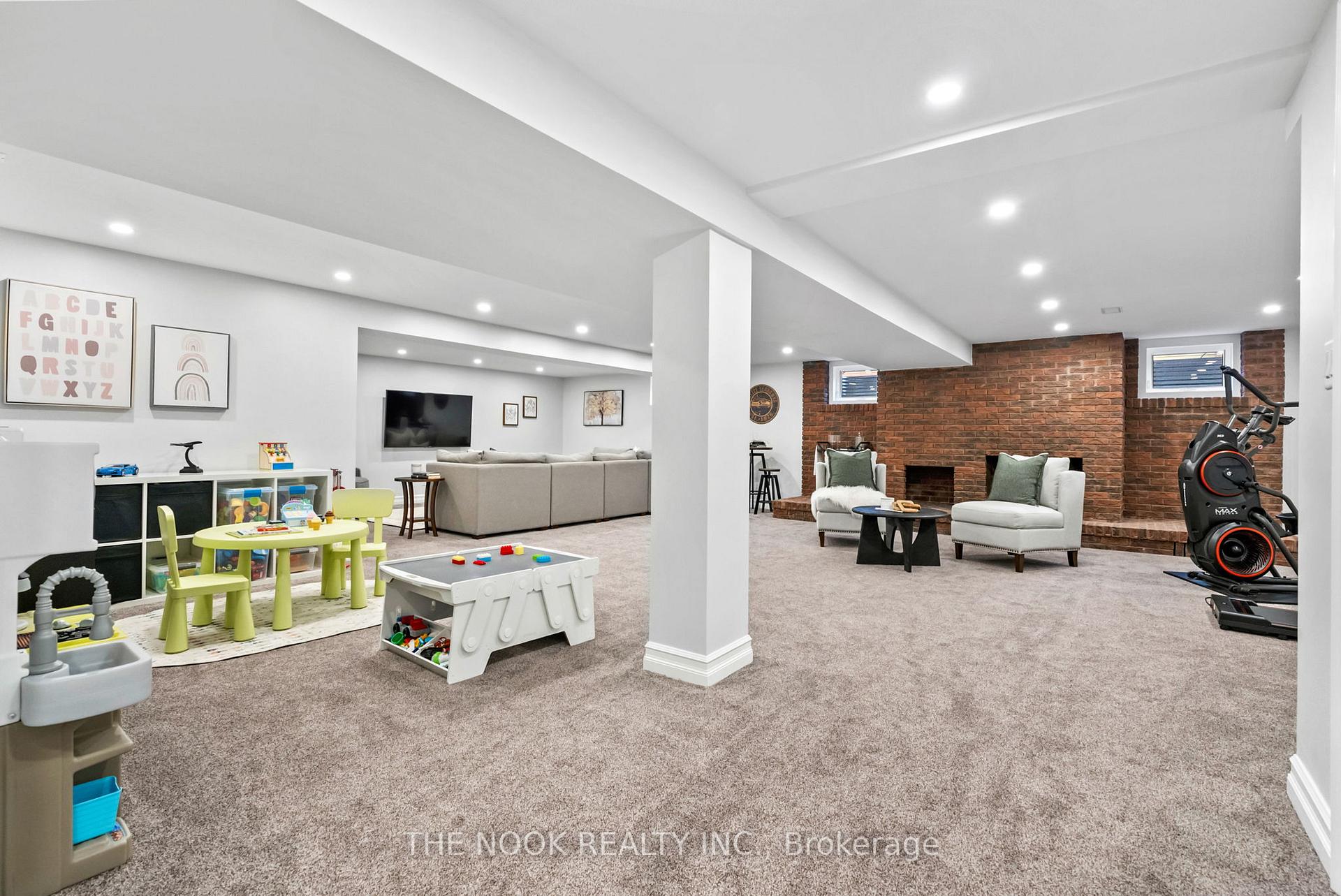 Photo 23 of 1934 Cobbledick Road, Clarington, Rural Clarington — HOMEH