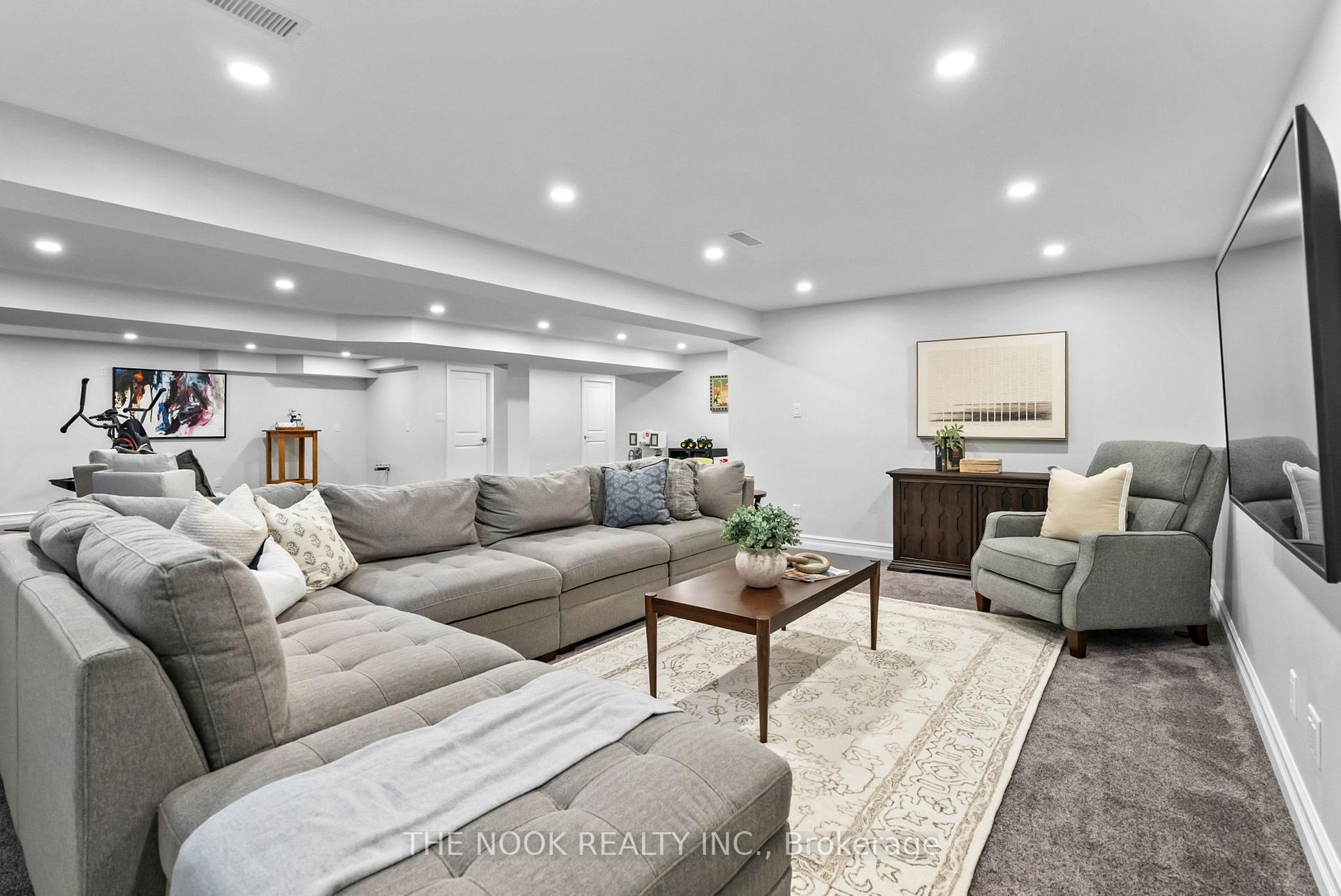 Photo 33 of 1934 Cobbledick Road, Clarington, Rural Clarington — HOMEH