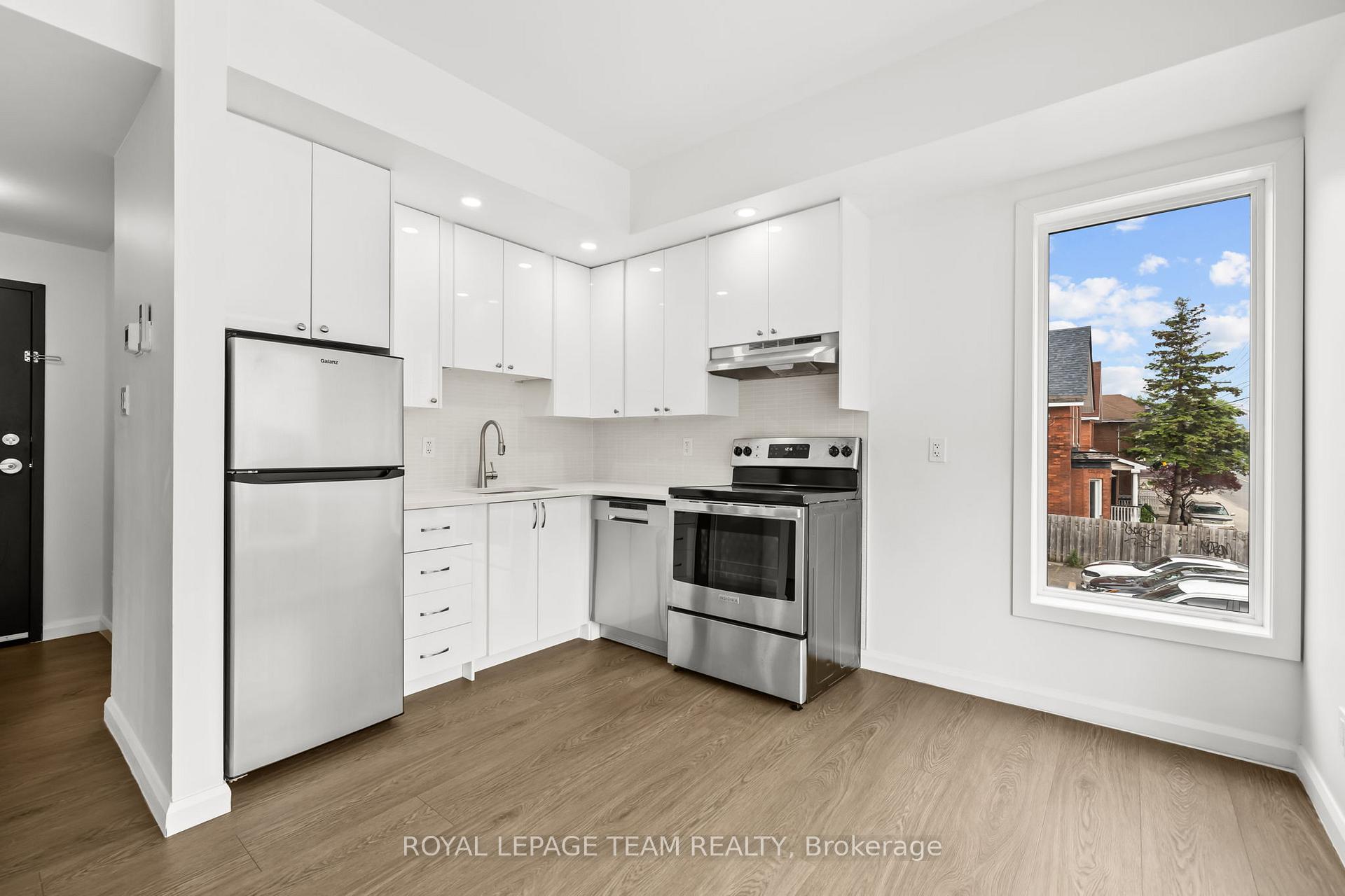 Photo 9 of Unit 201, 506 Gladstone Avenue, Ottawa, Ottawa Centre — HOMEH