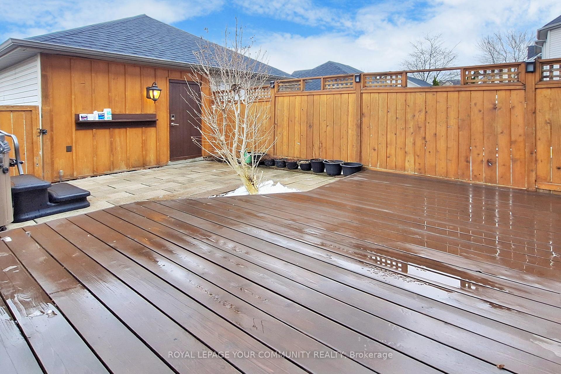 Photo 33 of 11 Luxton Avenue, Aurora, Bayview Wellington — HOMEH