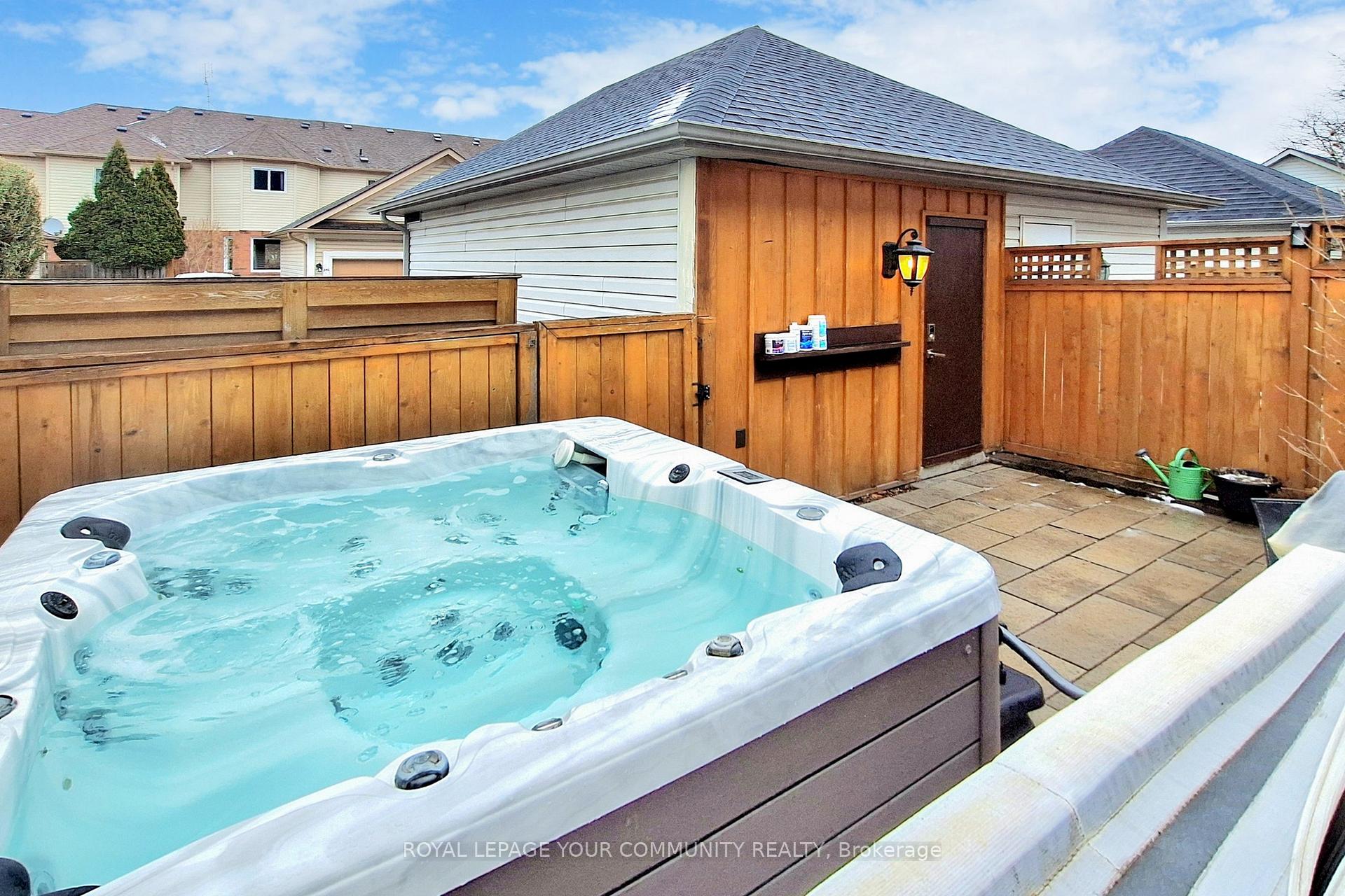 Photo 41 of 11 Luxton Avenue, Aurora, Bayview Wellington — HOMEH