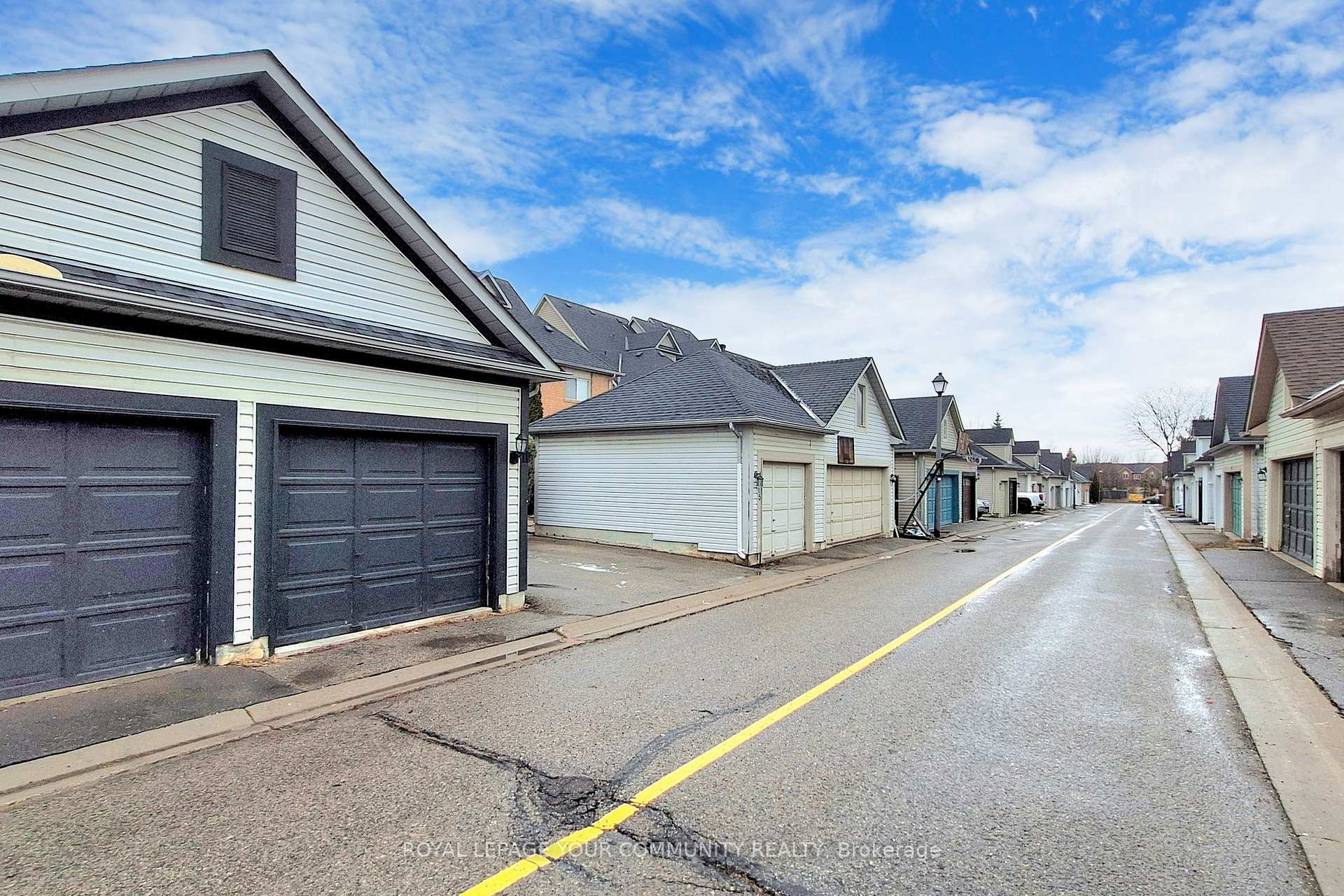 Photo 37 of 11 Luxton Avenue, Aurora, Bayview Wellington — HOMEH