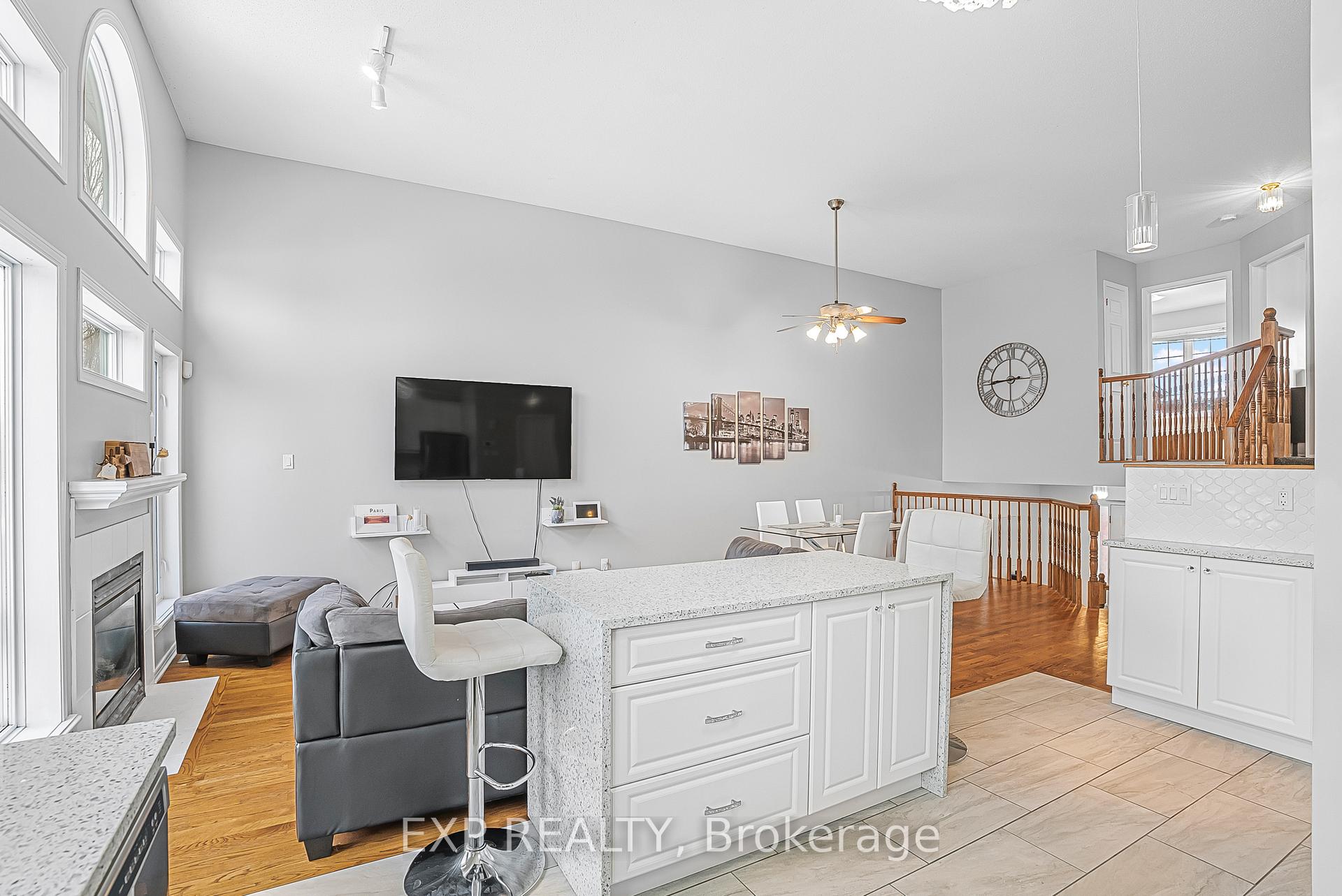Photo 11 of 245 Gladeview, Ottawa, Upper Hunt Club — HOMEH