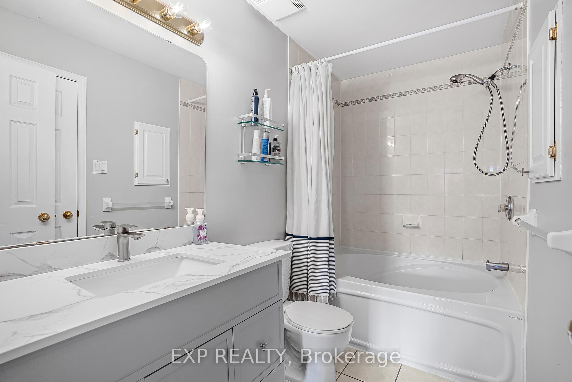 Photo 17 of 245 Gladeview, Ottawa, Upper Hunt Club — HOMEH