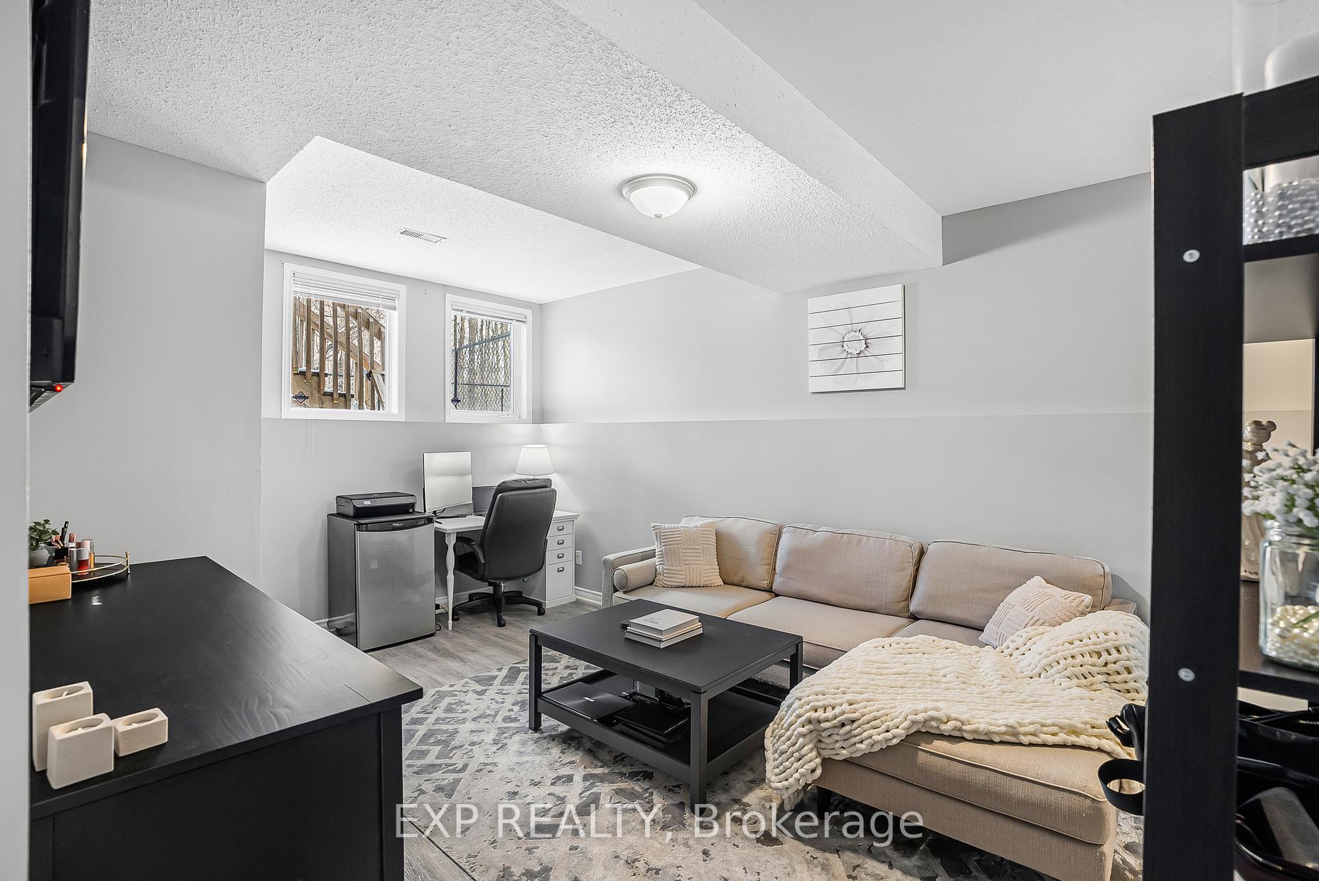 Photo 23 of 245 Gladeview, Ottawa, Upper Hunt Club — HOMEH