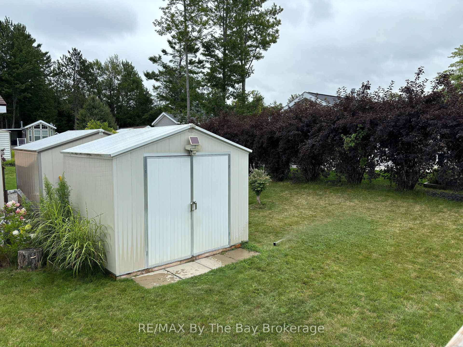 Photo 30 of 15 Chippewa Trail, Wasaga Beach — HOMEH
