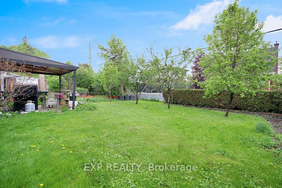 Photo 15 of 819 hamlet Road, Ottawa, Elmvale Acres — HOMEH