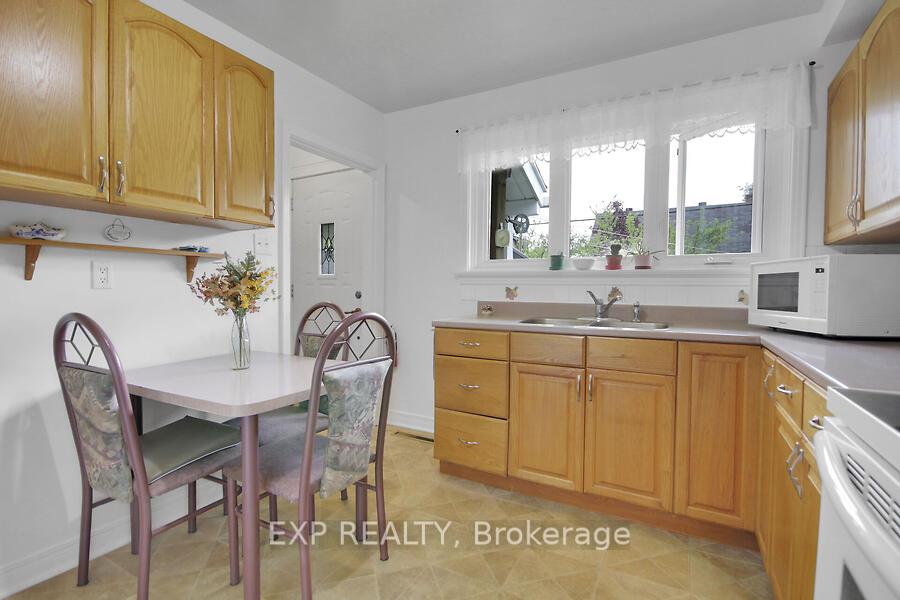 Photo 35 of 819 hamlet Road, Ottawa, Elmvale Acres — HOMEH