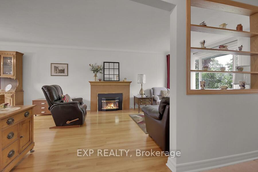 Photo 21 of 819 hamlet Road, Ottawa, Elmvale Acres — HOMEH