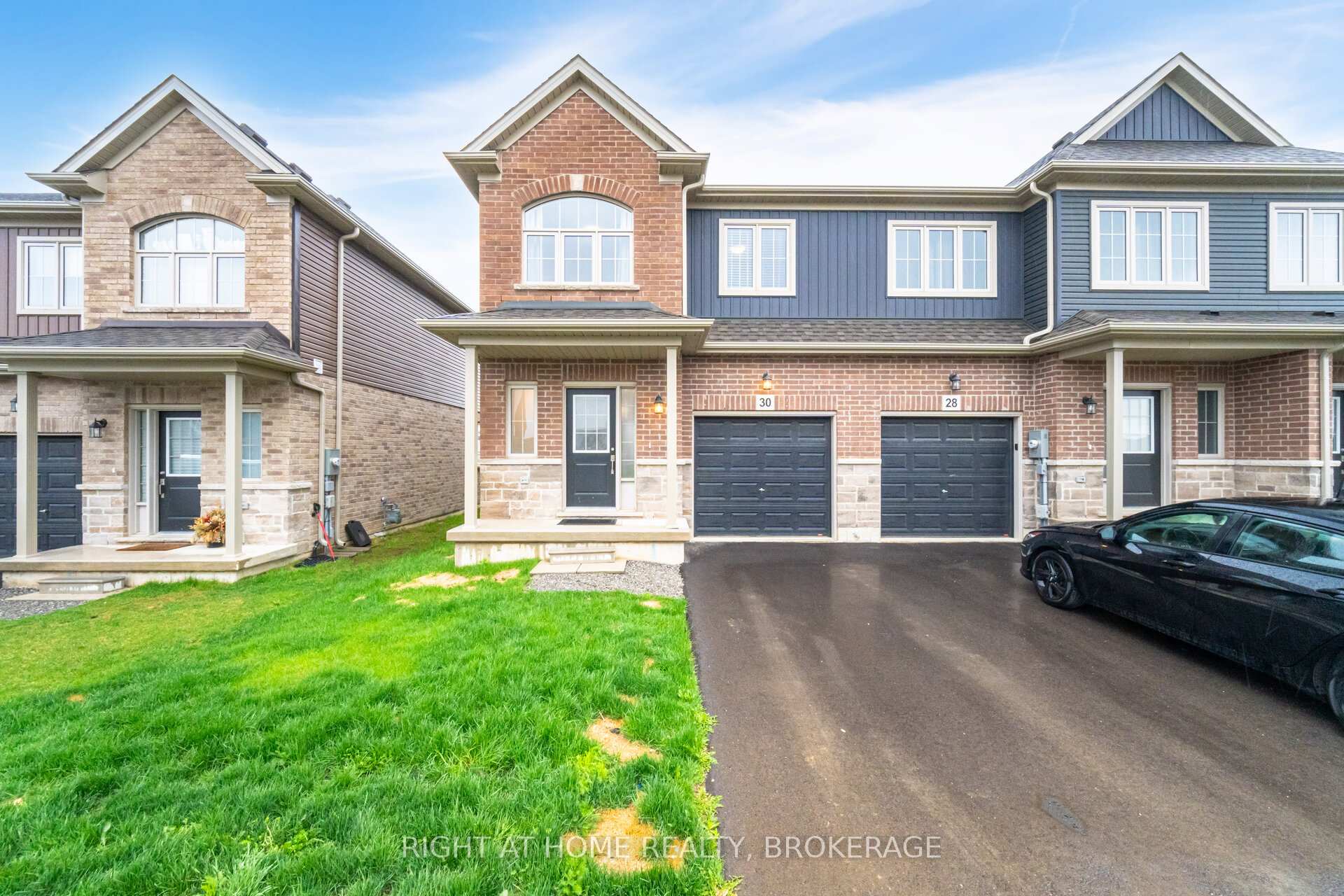 Photo 1 of 30 Zoe Lane, Hamilton, Rural Glanbrook — HOMEH