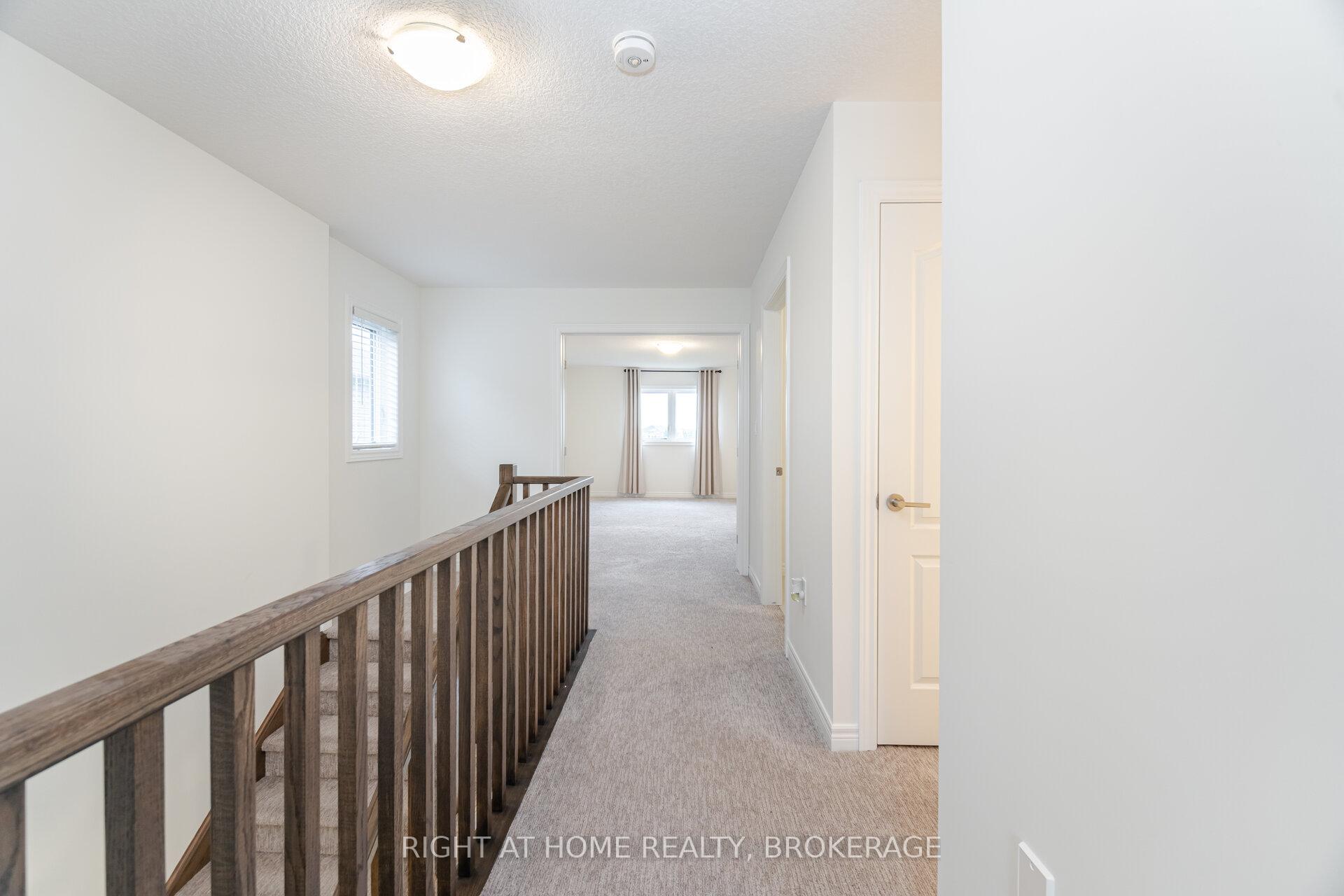 Photo 29 of 30 Zoe Lane, Hamilton, Rural Glanbrook — HOMEH