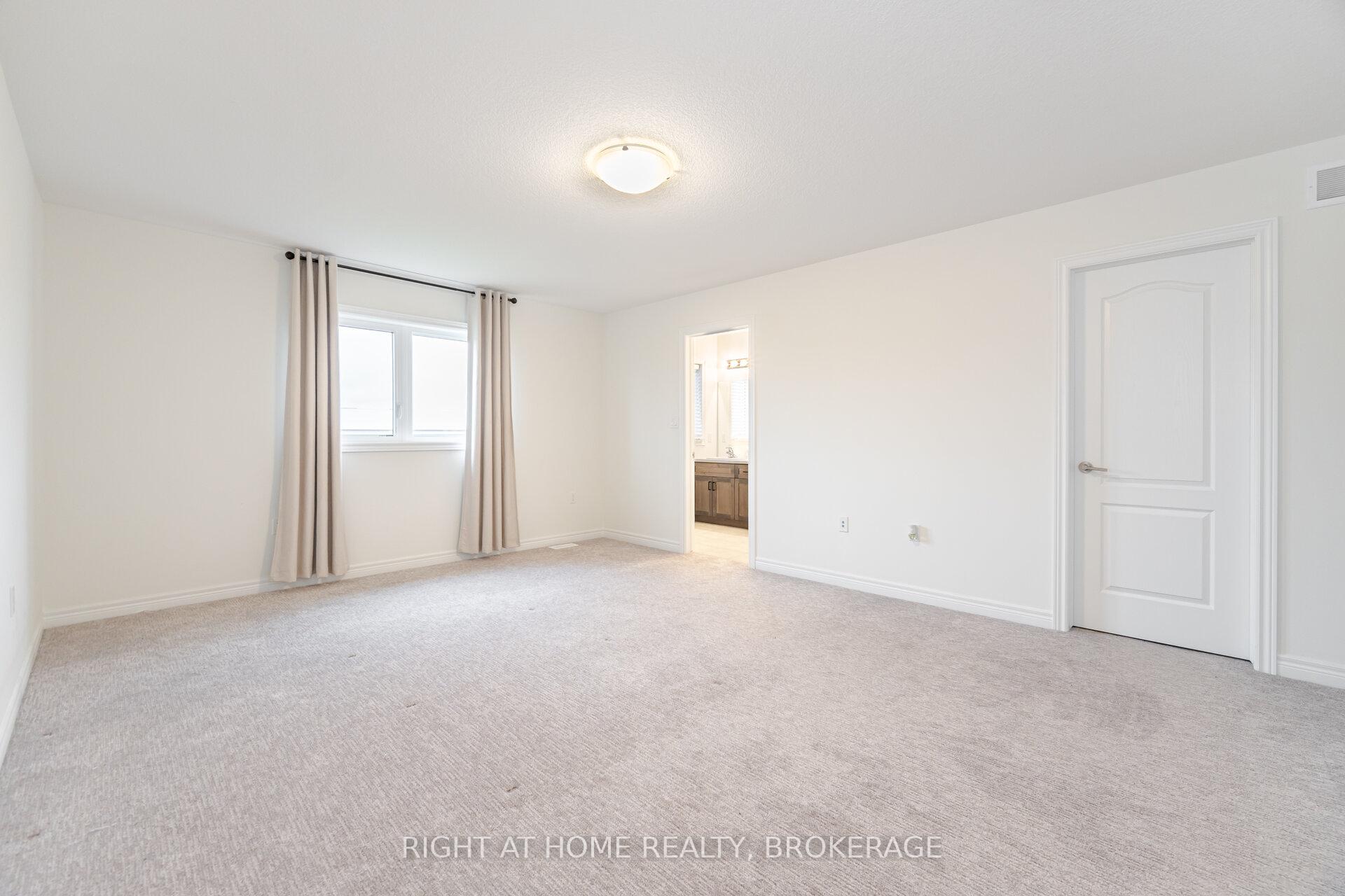 Photo 13 of 30 Zoe Lane, Hamilton, Rural Glanbrook — HOMEH