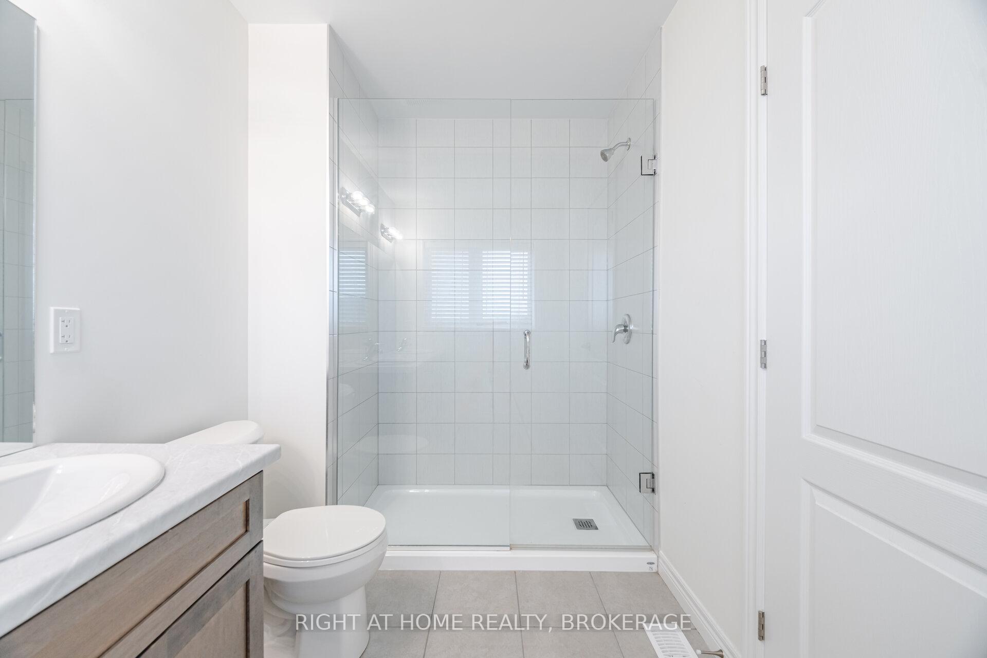 Photo 7 of 30 Zoe Lane, Hamilton, Rural Glanbrook — HOMEH