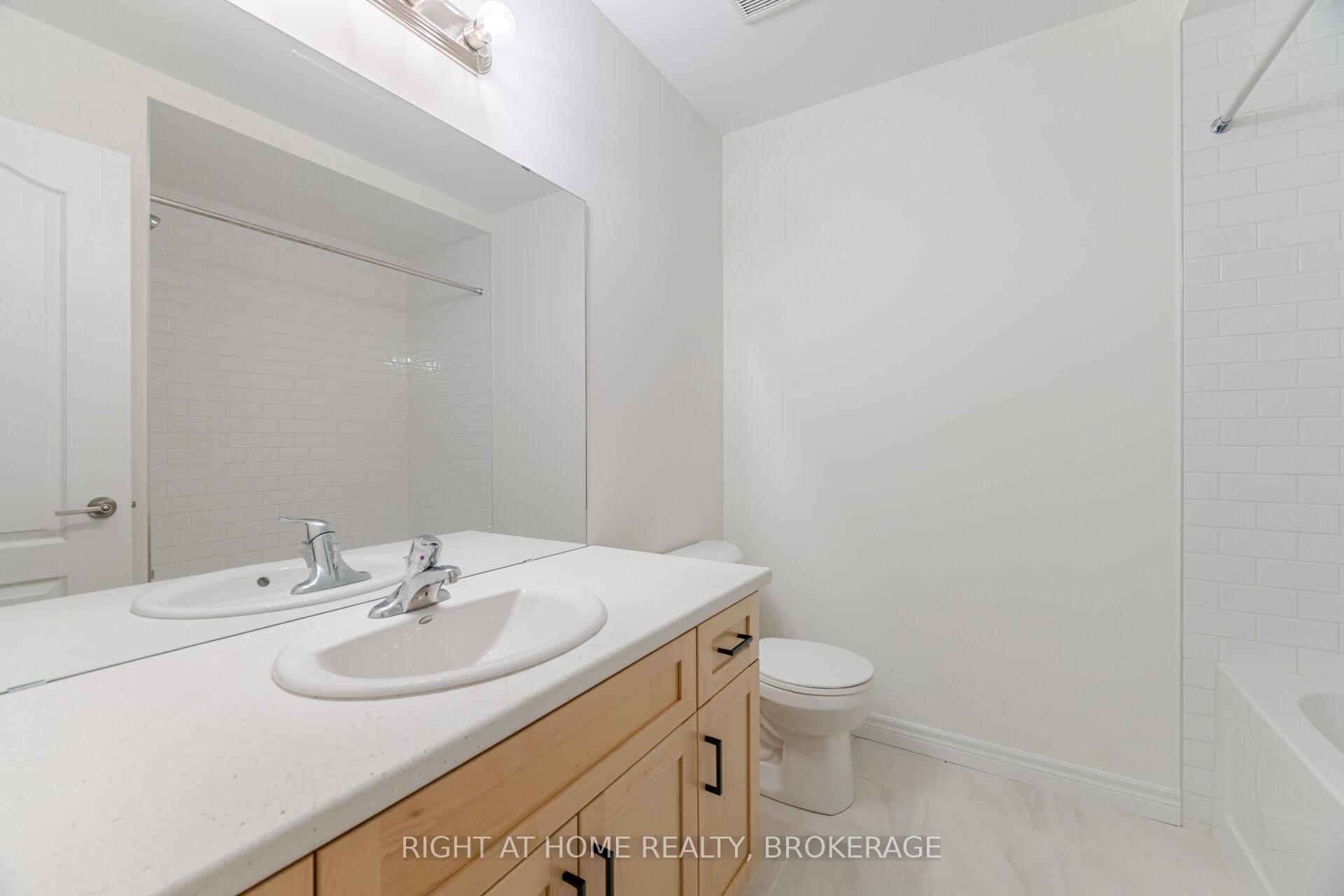 Photo 17 of 30 Zoe Lane, Hamilton, Rural Glanbrook — HOMEH