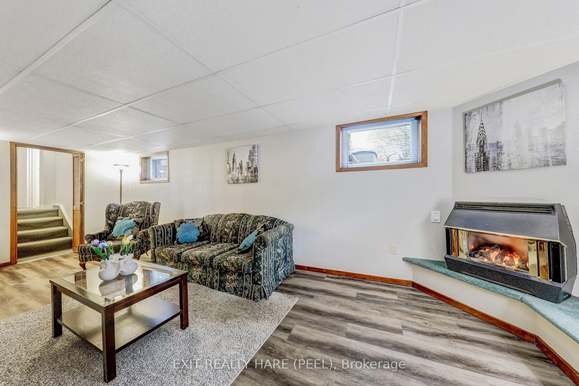 Photo 21 of 25 McLaughlin Road N, Brampton, Brampton West — HOMEH