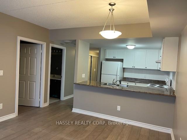 Photo 13 of Unit 103, 12 Royal Parkside Drive, Barrie, Innis-Shore — HOMEH