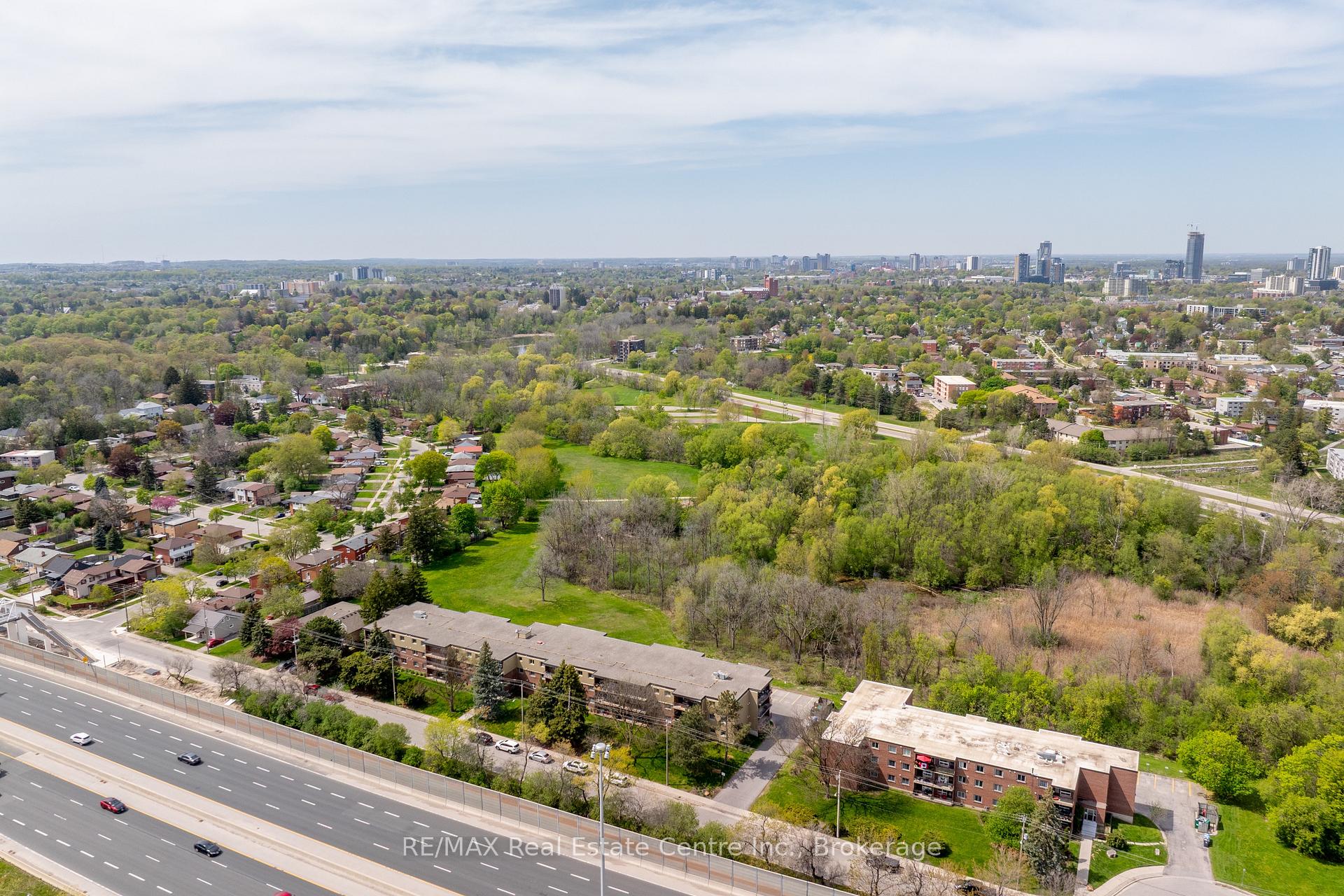 Photo 3 of Unit 307, 30 Avalon Place, Kitchener — HOMEH