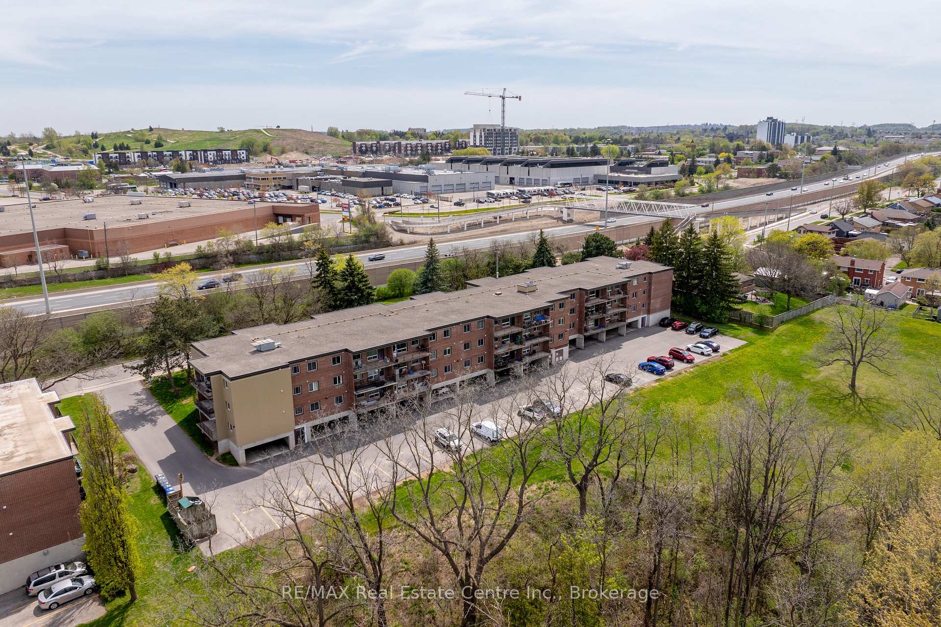 Photo 14 of Unit 307, 30 Avalon Place, Kitchener — HOMEH