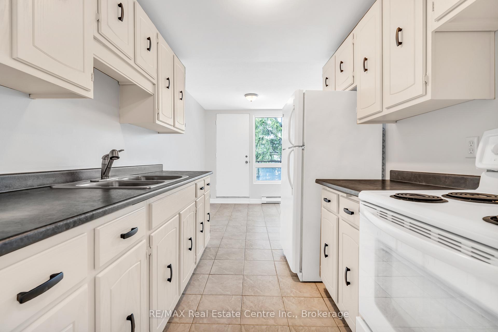 Photo 18 of Unit 307, 30 Avalon Place, Kitchener — HOMEH
