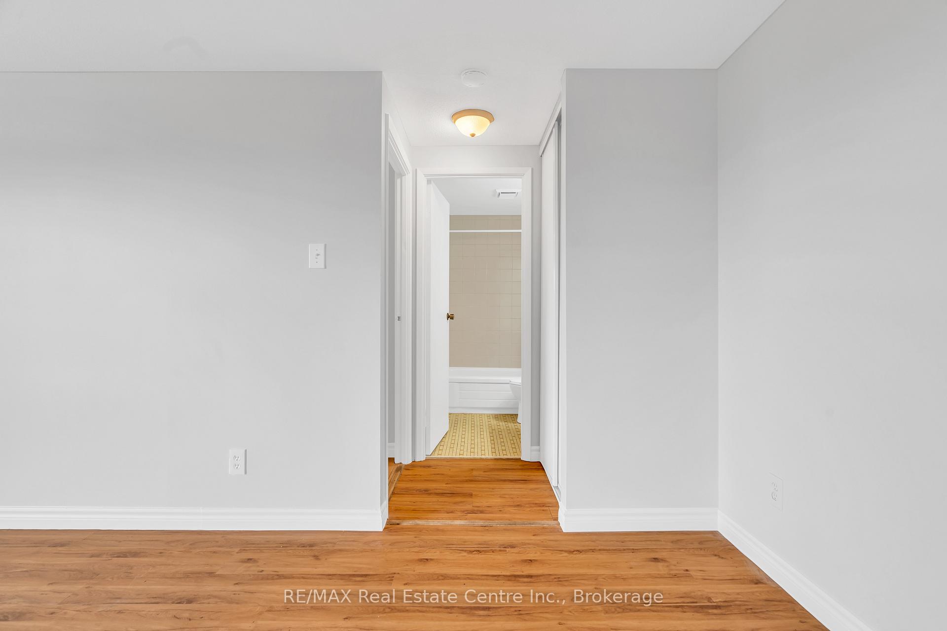Photo 20 of Unit 307, 30 Avalon Place, Kitchener — HOMEH