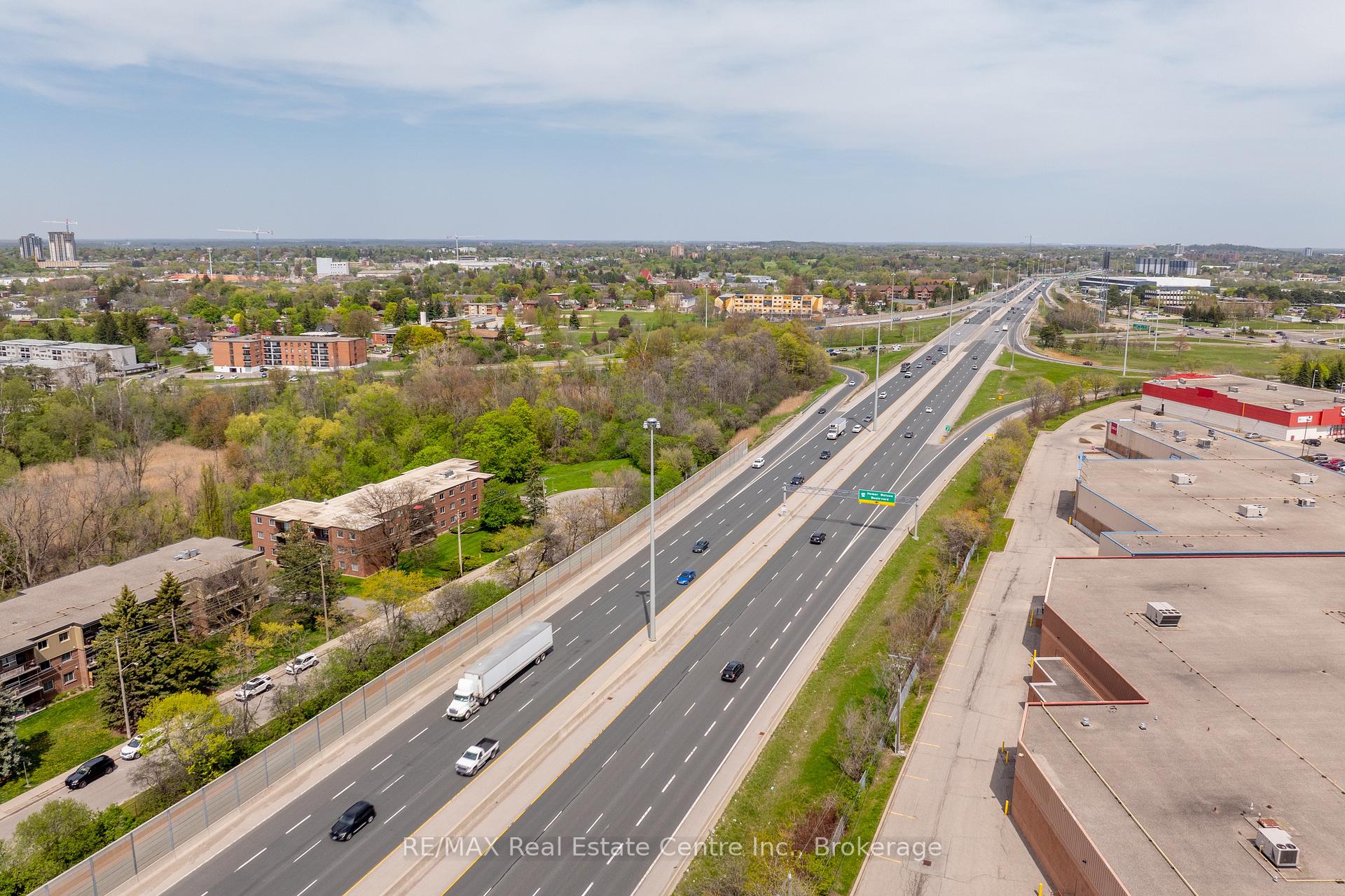 Photo 32 of Unit 307, 30 Avalon Place, Kitchener — HOMEH