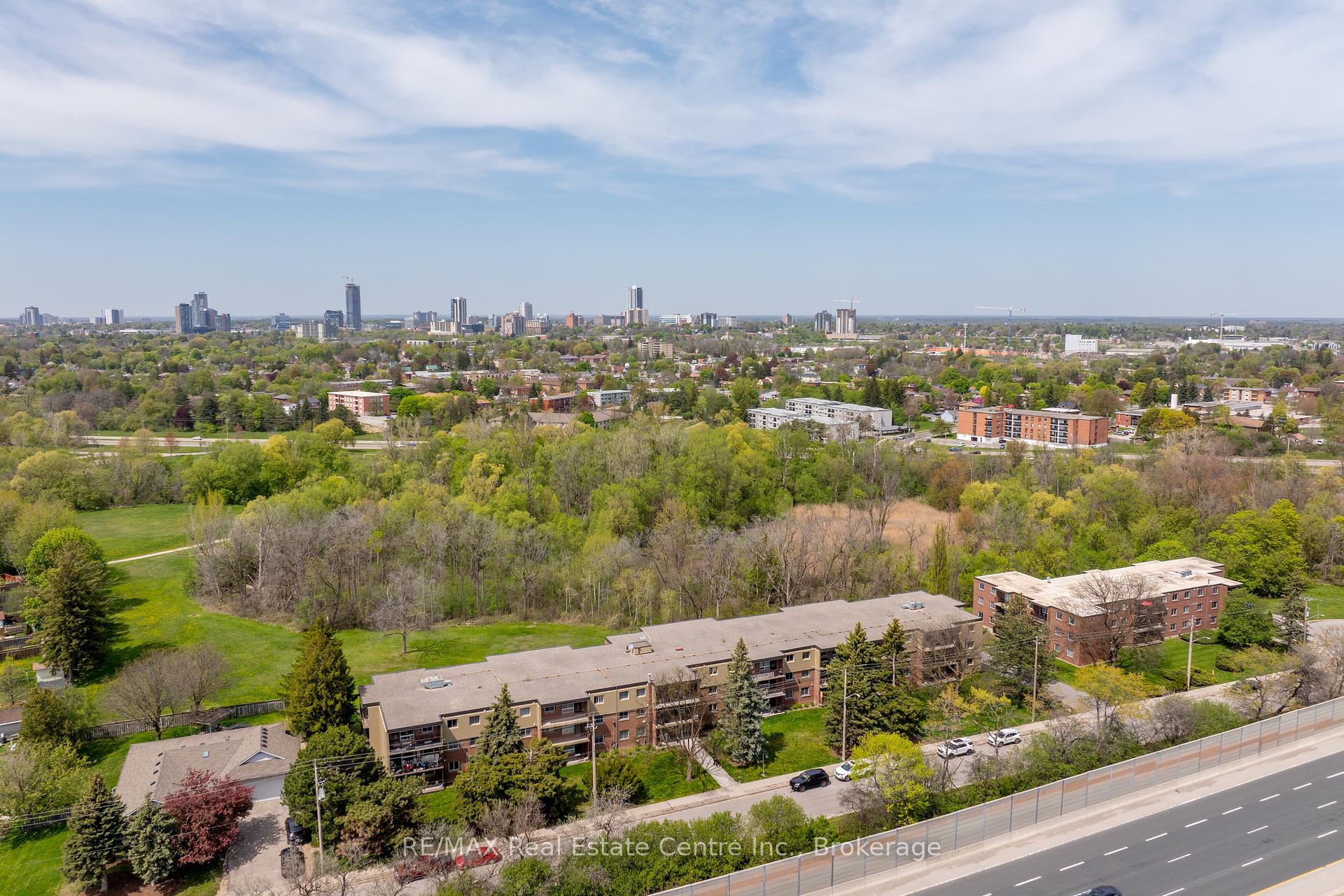Photo 27 of Unit 307, 30 Avalon Place, Kitchener — HOMEH