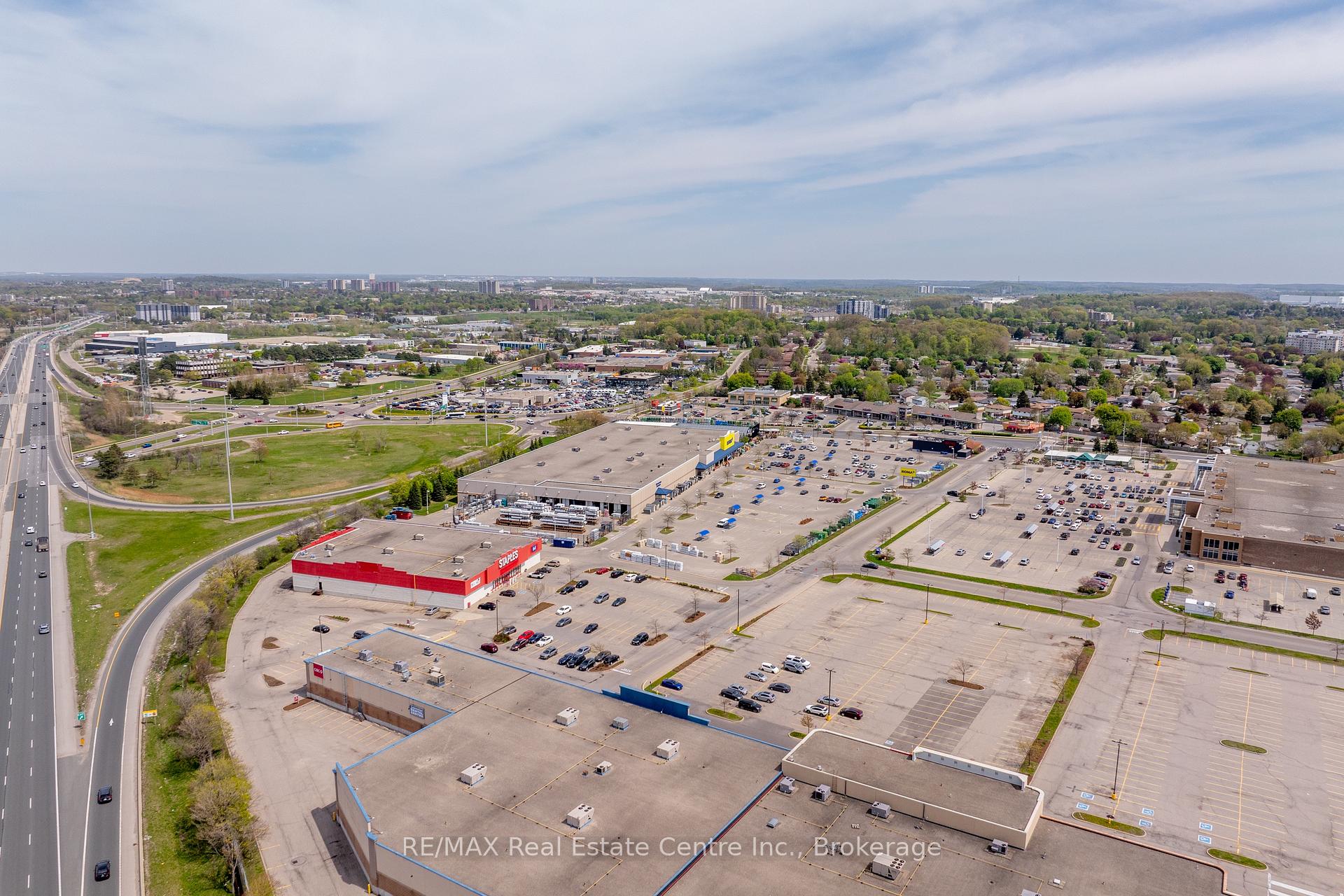 Photo 33 of Unit 307, 30 Avalon Place, Kitchener — HOMEH