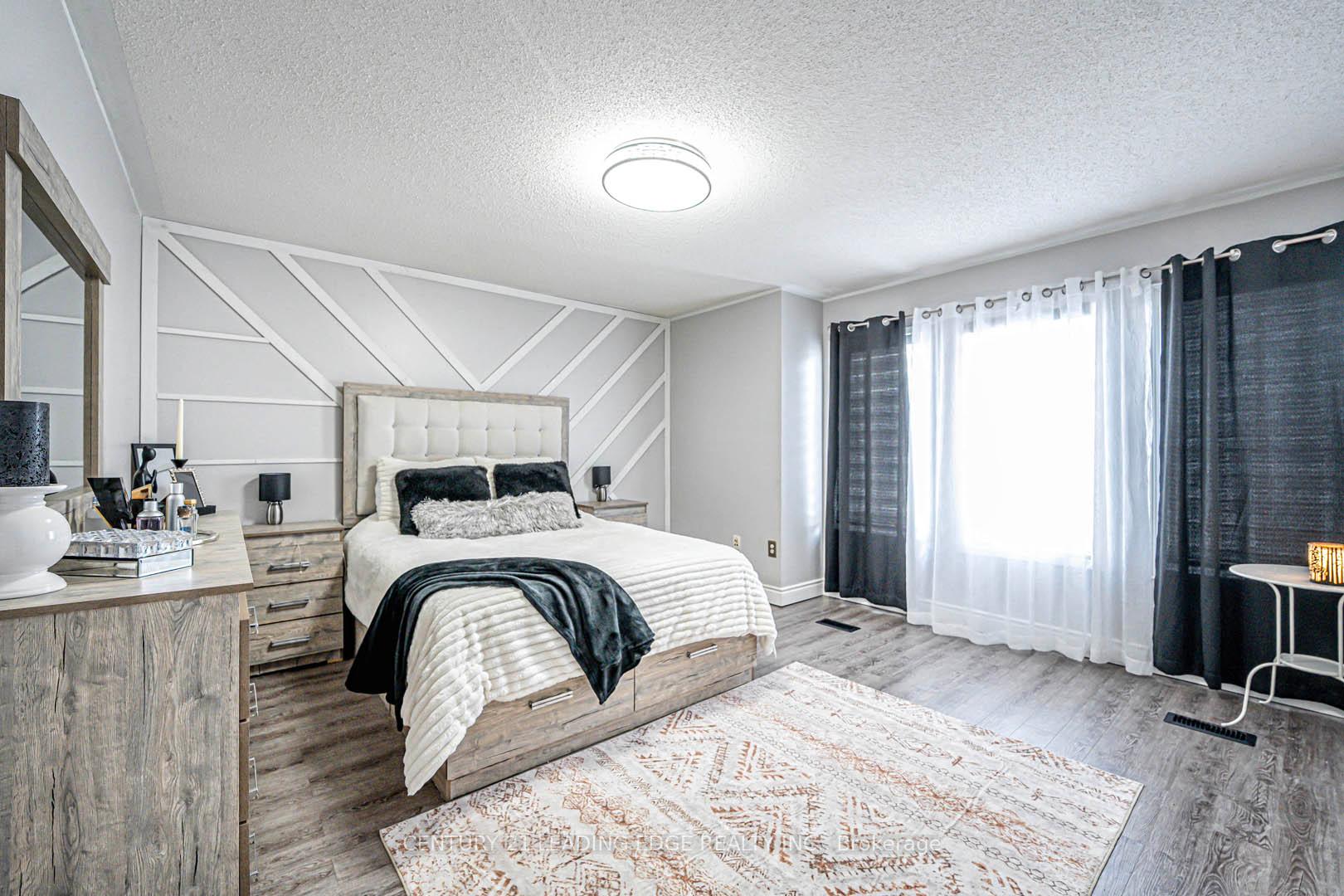 Photo 23 of 145 Woodbine Place, Oshawa, Windfields — HOMEH