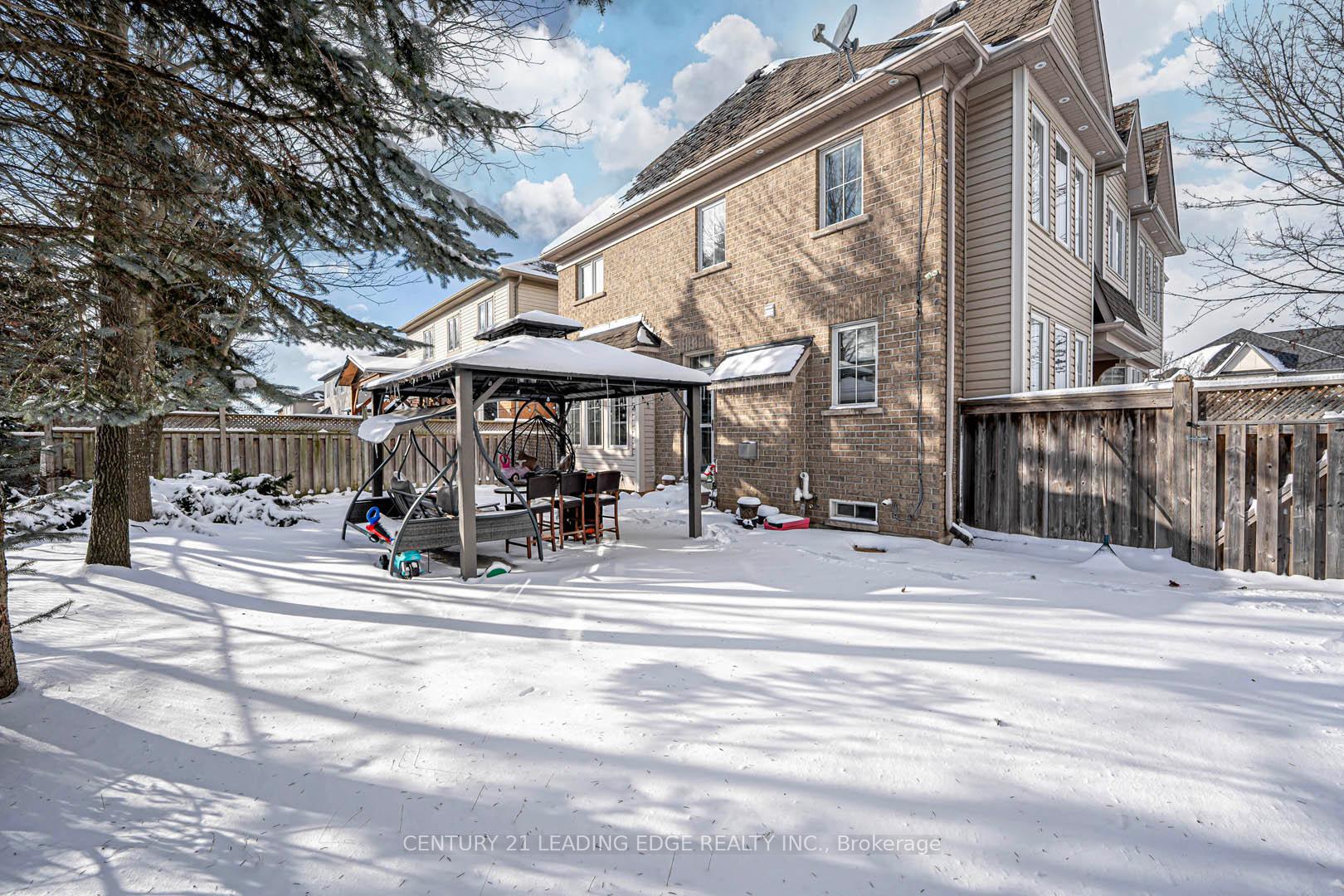 Photo 35 of 145 Woodbine Place, Oshawa, Windfields — HOMEH