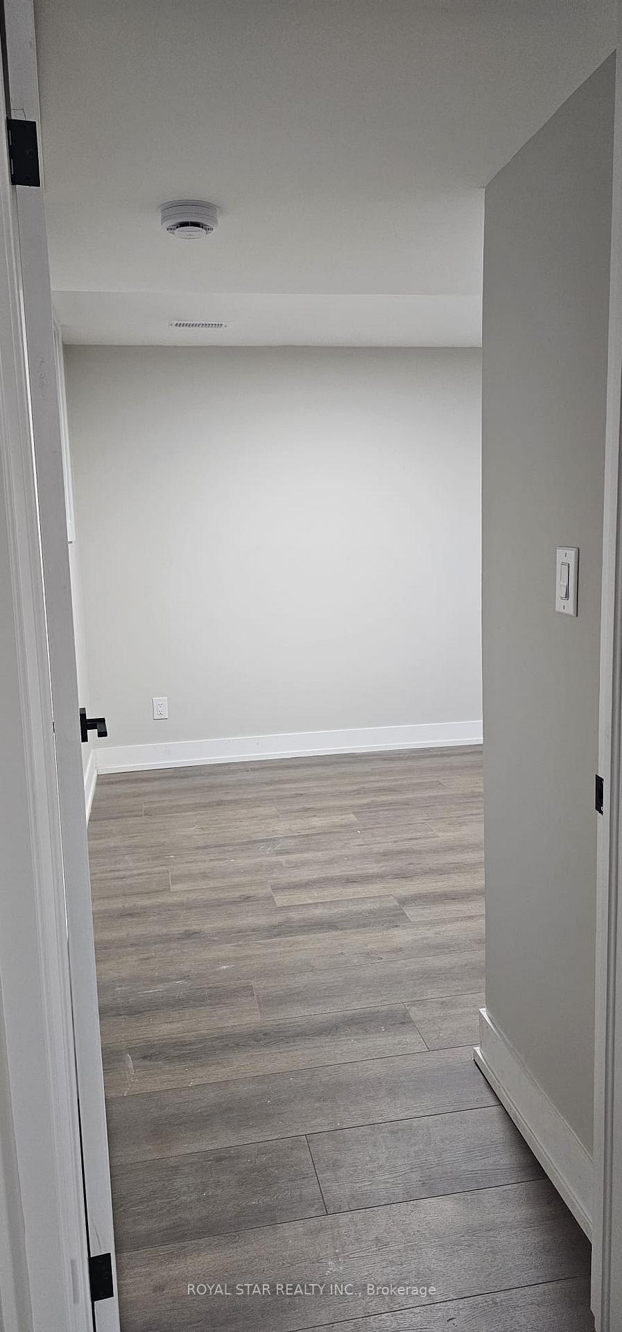 Photo 13 of Unit Basement, 31 Avanti Crescent, Hamilton, Waterdown — HOMEH