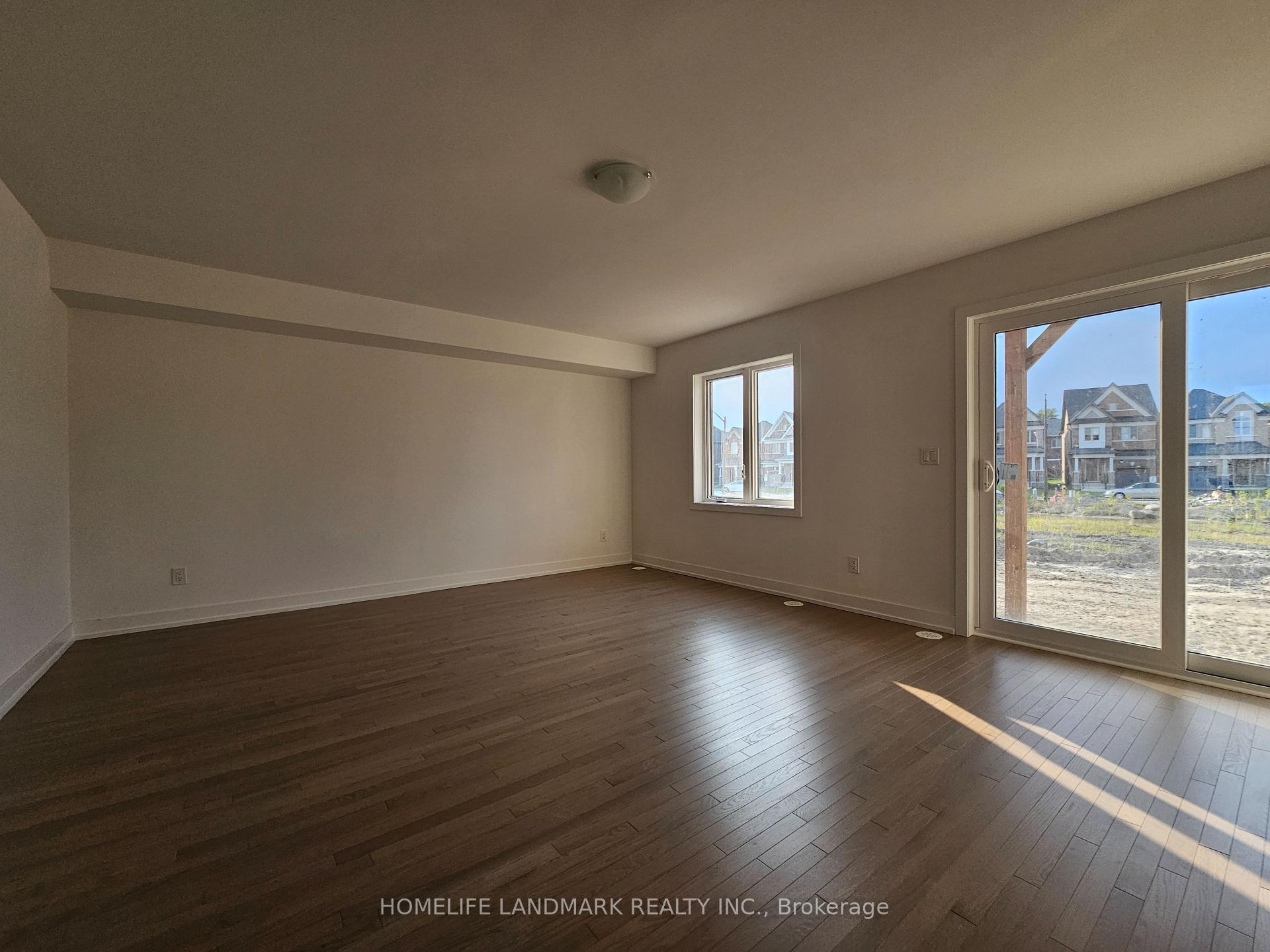 Photo 17 of 56 Morrison Crescent, Whitby, Rural Whitby — HOMEH