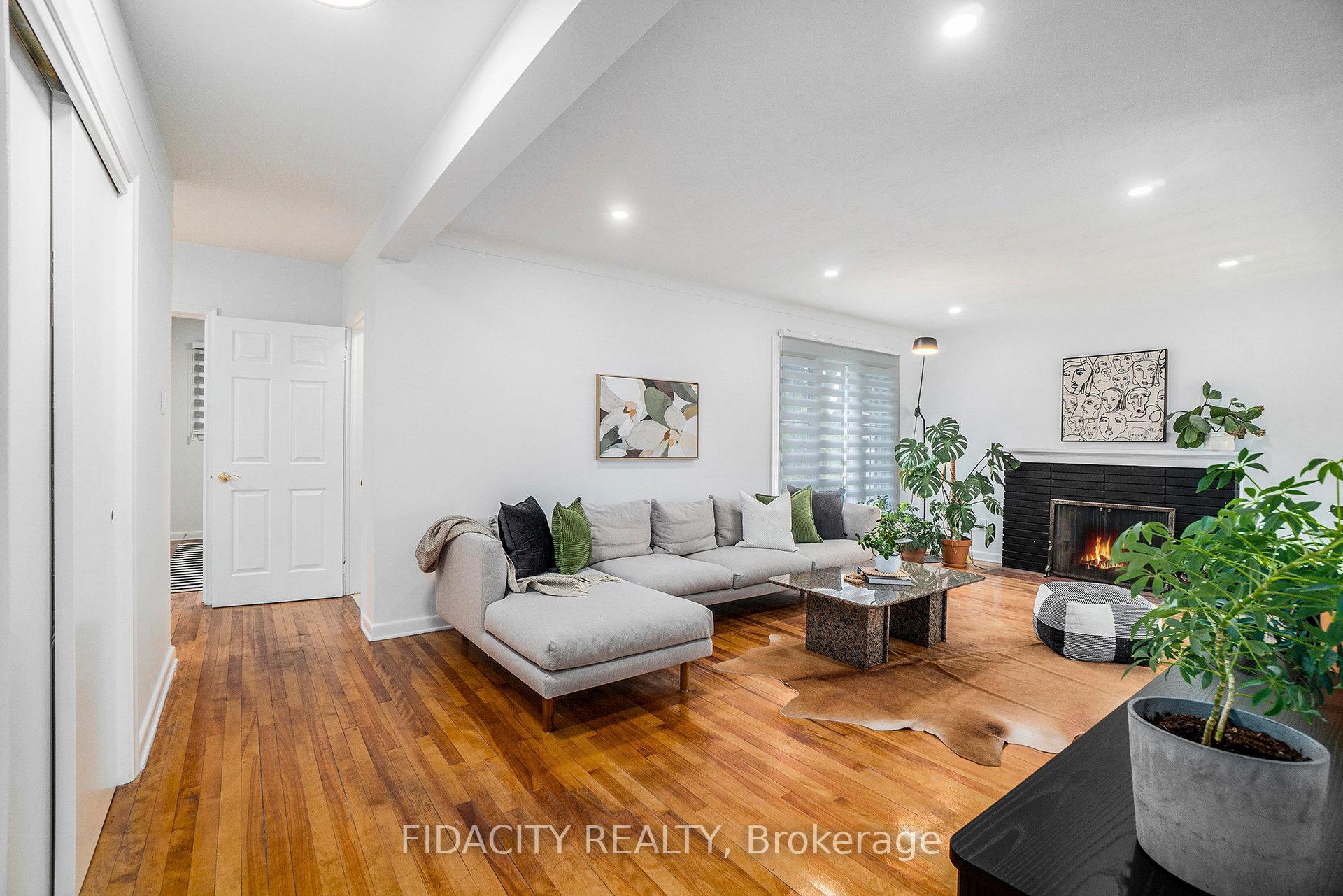 Photo 11 of 2147 Iris Street, Ottawa, Bel Air Park — HOMEH