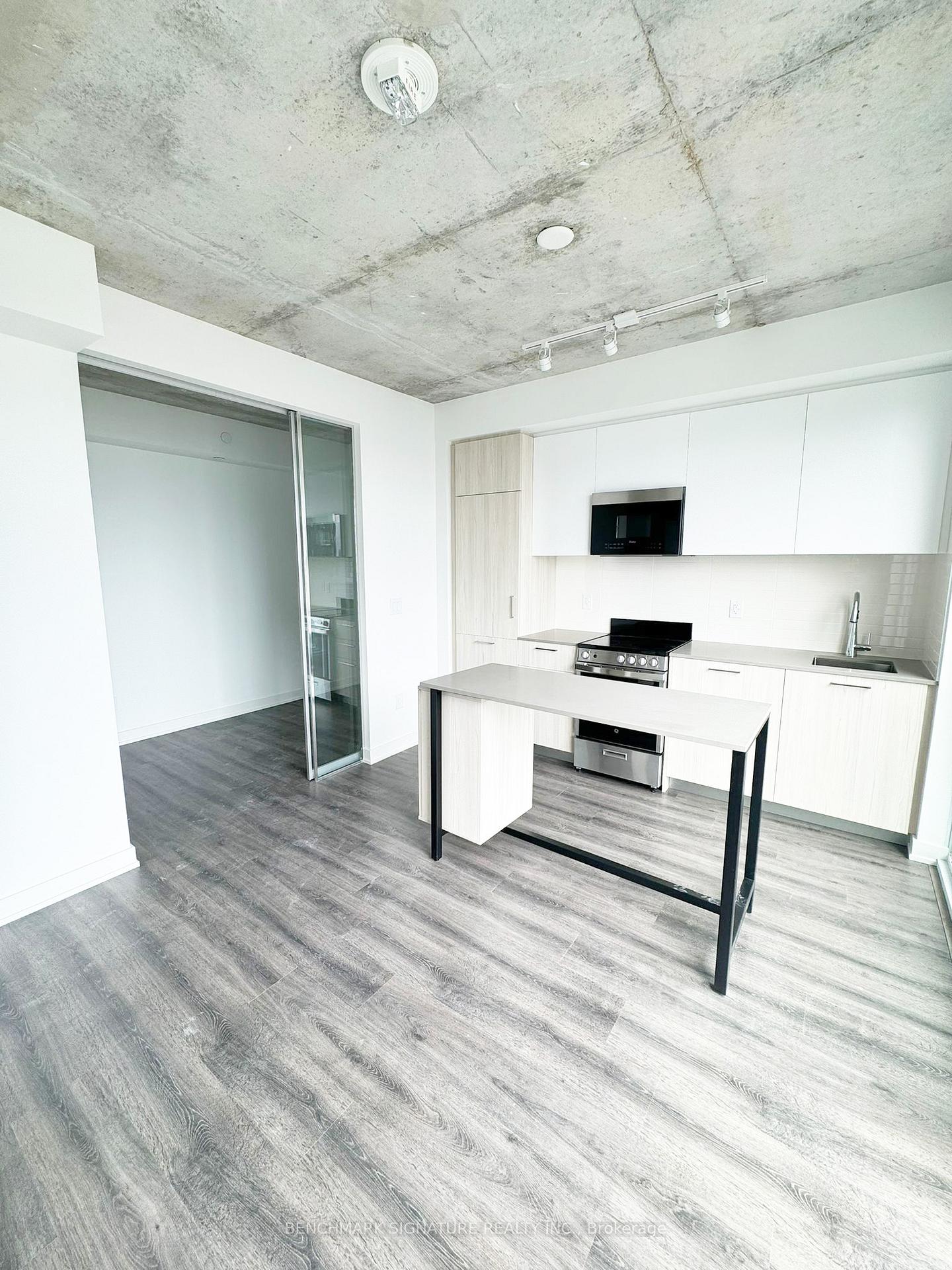 Photo 3 of Unit 2901, 65 Mutual Street, Toronto, Church-Yonge Corridor — HOMEH