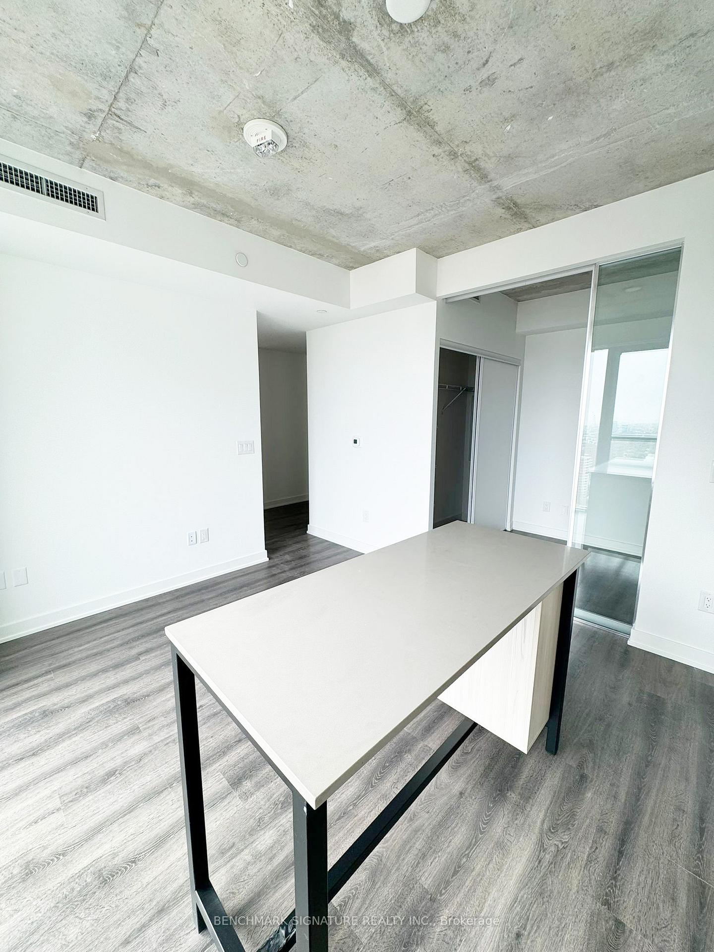 Photo 5 of Unit 2901, 65 Mutual Street, Toronto, Church-Yonge Corridor — HOMEH