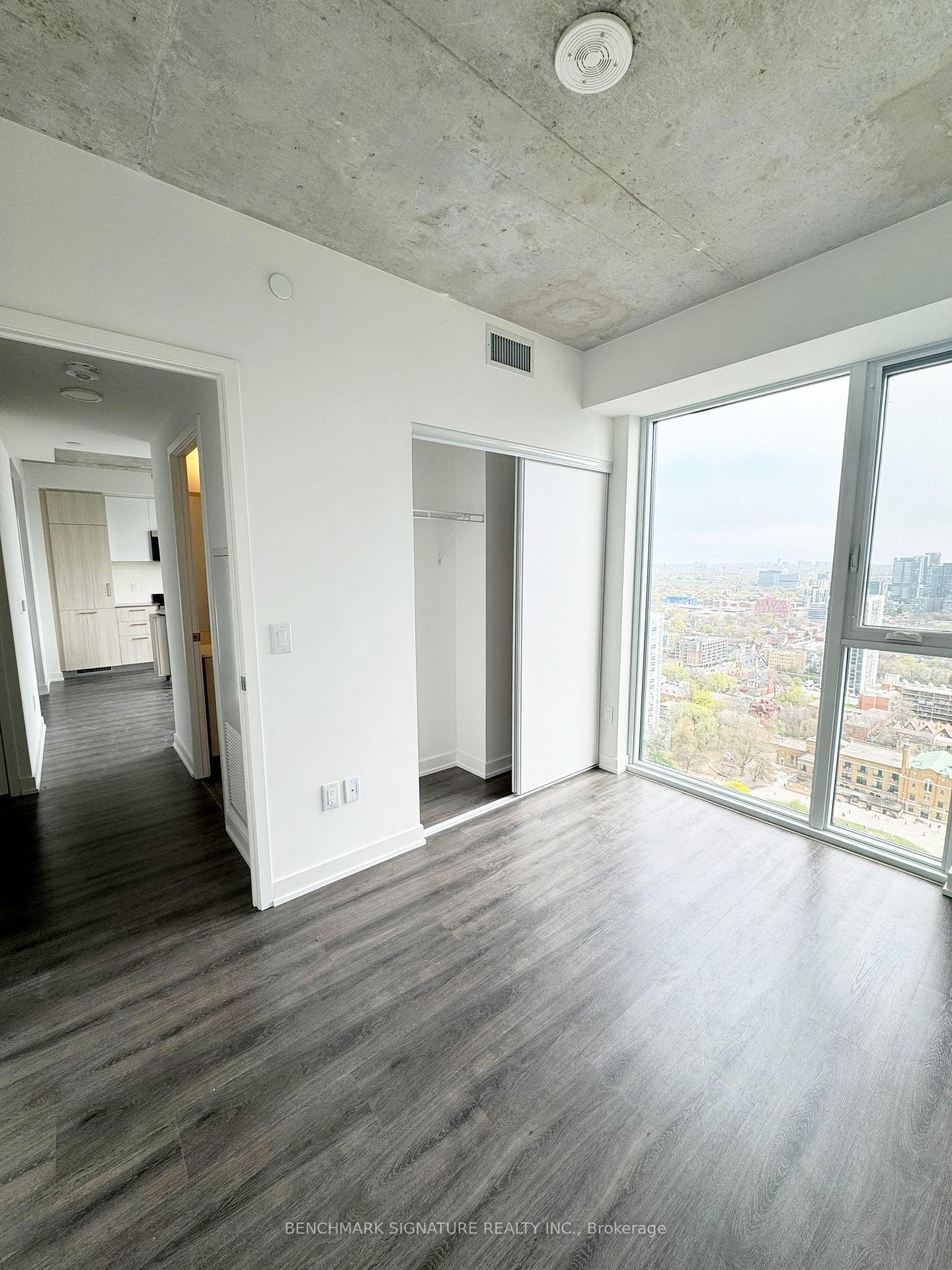 Photo 4 of Unit 2901, 65 Mutual Street, Toronto, Church-Yonge Corridor — HOMEH