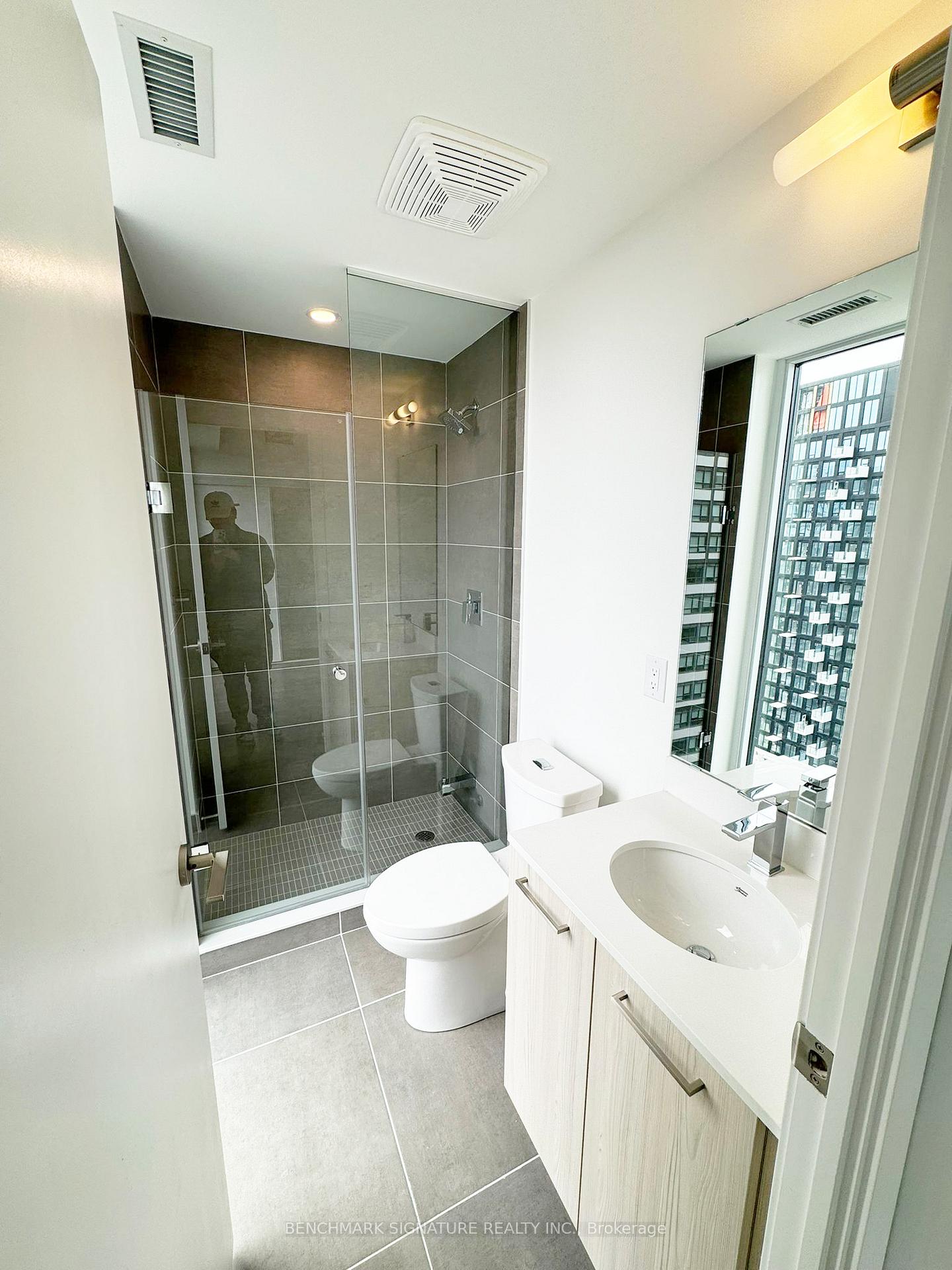 Photo 9 of Unit 2901, 65 Mutual Street, Toronto, Church-Yonge Corridor — HOMEH
