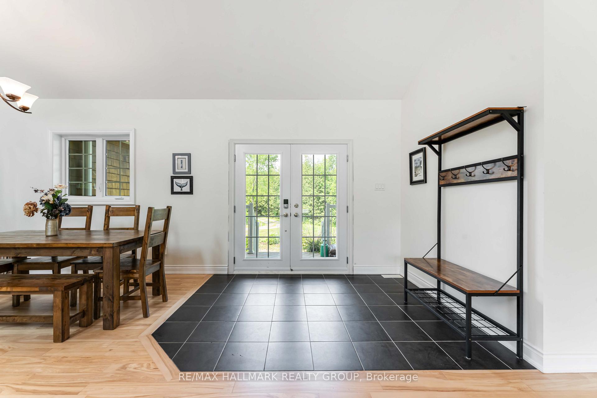 Photo 5 of 7900 Springhill Road, Ottawa, Osgoode Twp (East) (Incl Kenmore) — HOMEH