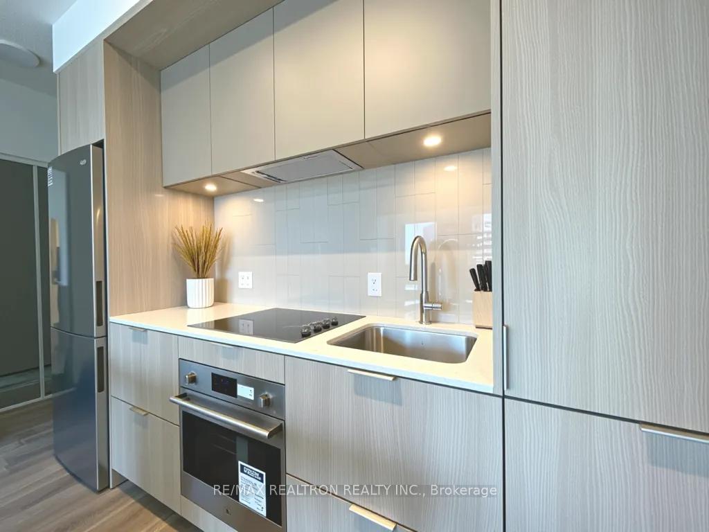 Photo 16 of Unit 2404, 130 River Street, Toronto, Regent Park — HOMEH