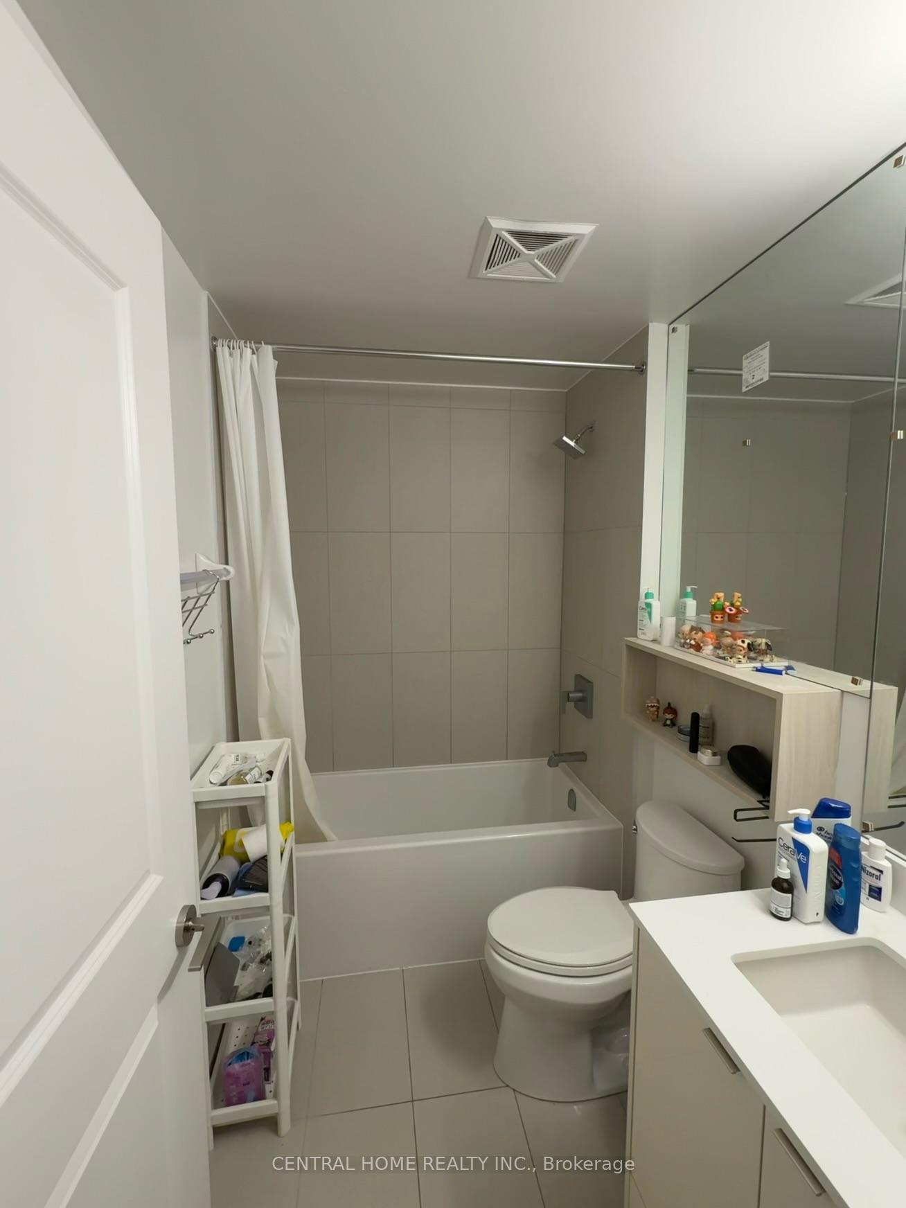 Photo 9 of Unit 3503, 100 Dalhousie Street, Toronto, Church-Yonge Corridor — HOMEH
