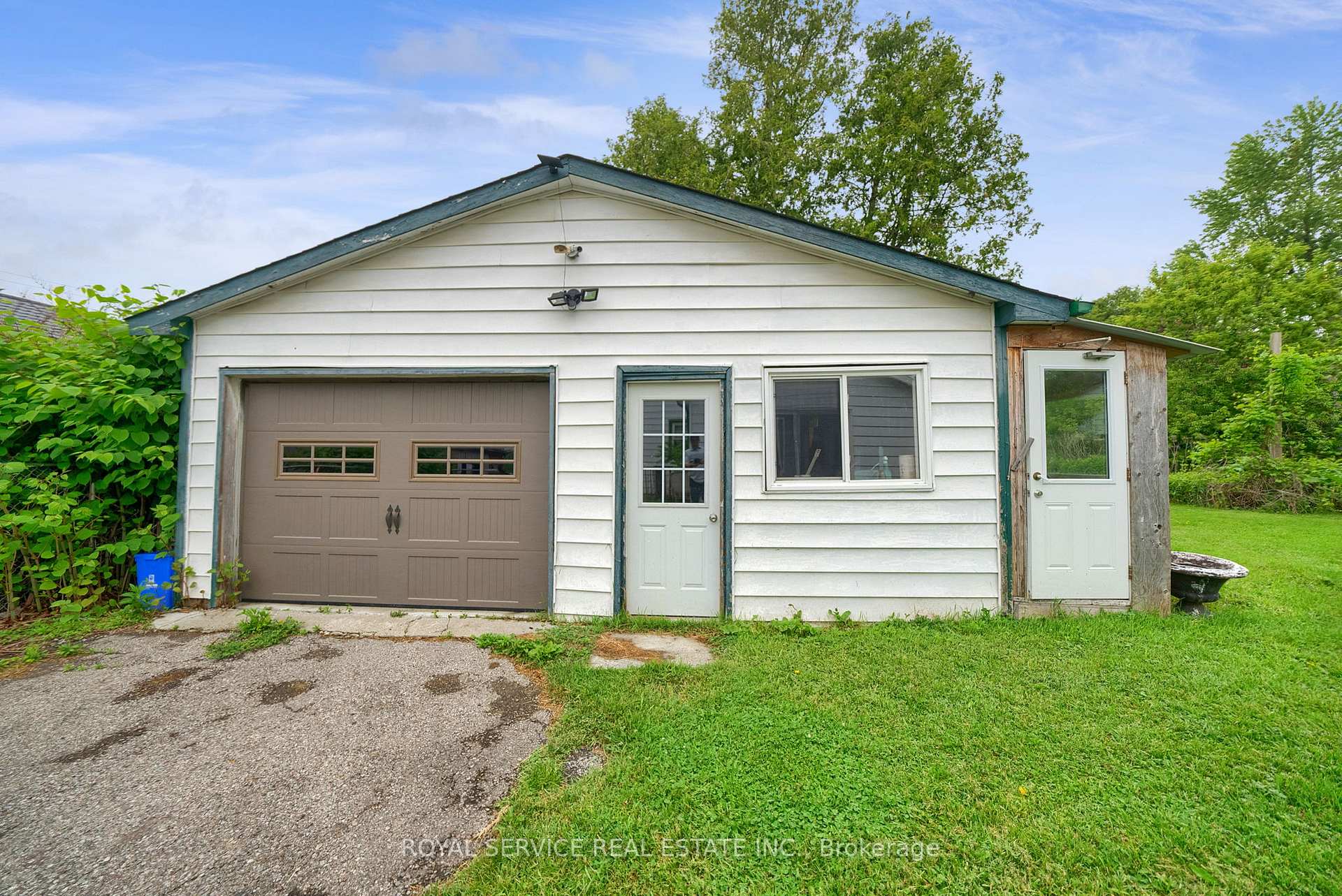 Photo 15 of 4504 Hwy 2, Clarington, Rural Clarington — HOMEH