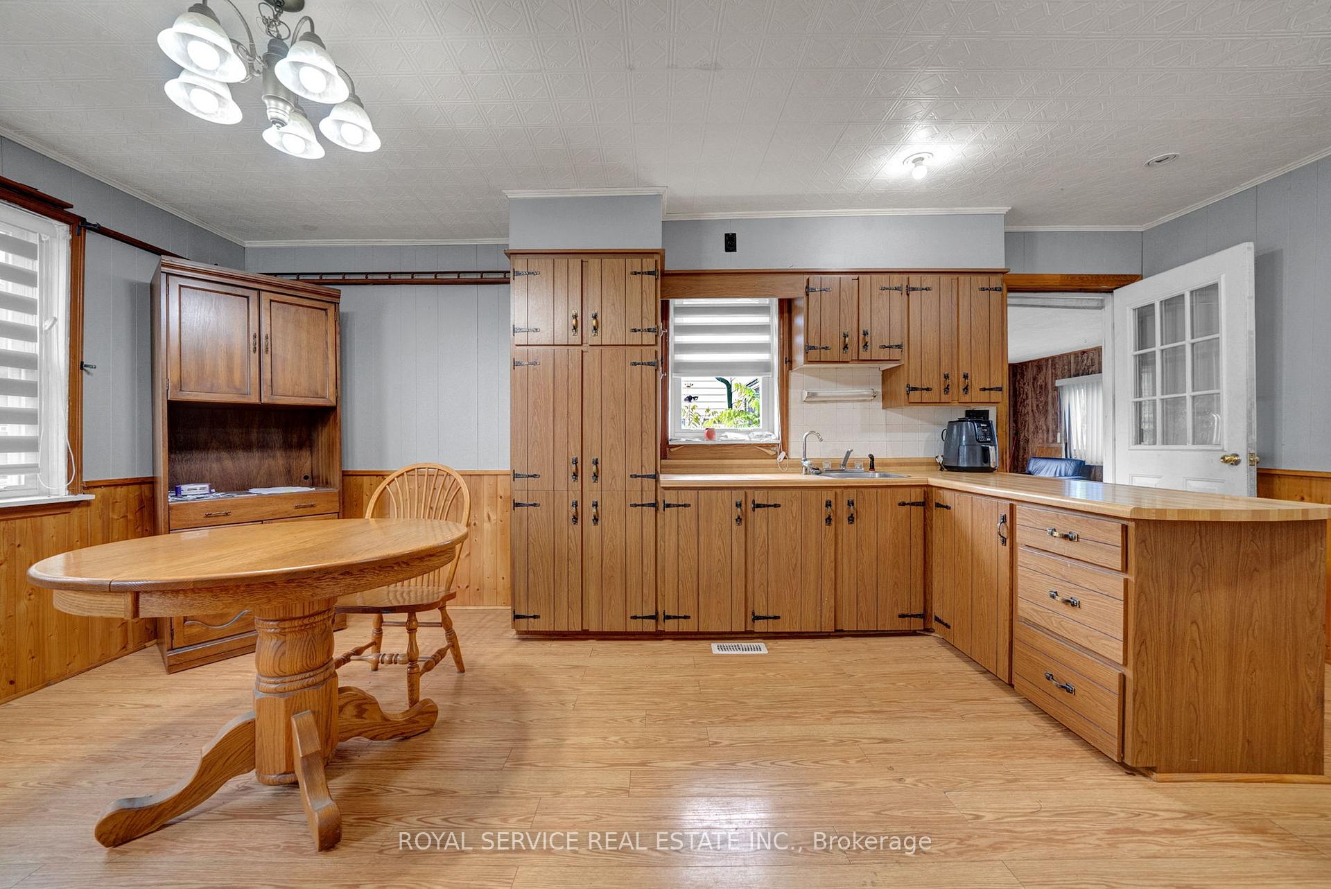 Photo 6 of 4504 Hwy 2, Clarington, Rural Clarington — HOMEH