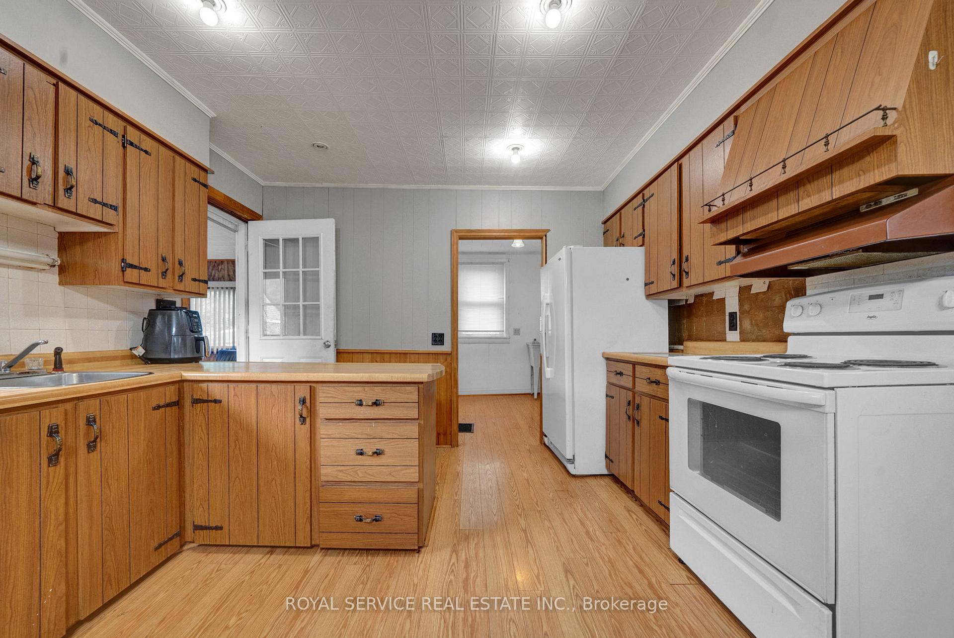Photo 24 of 4504 Hwy 2, Clarington, Rural Clarington — HOMEH
